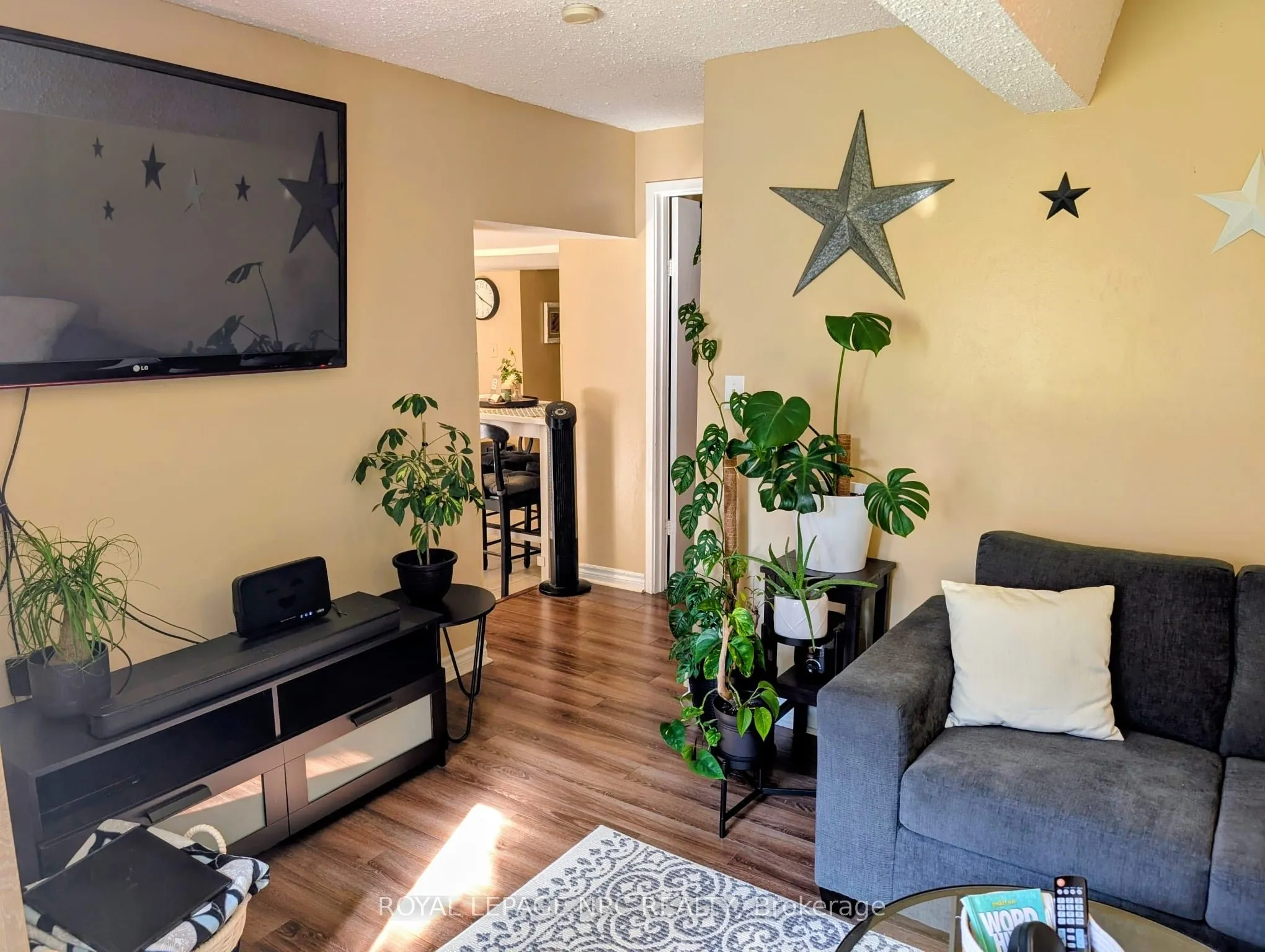 4132 Chippawa Parkway