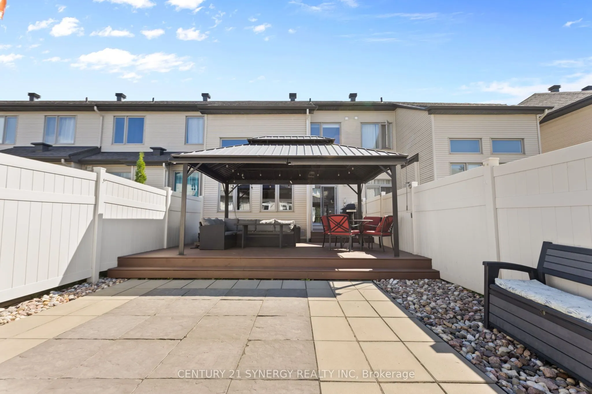 162 Popplewell Crescent