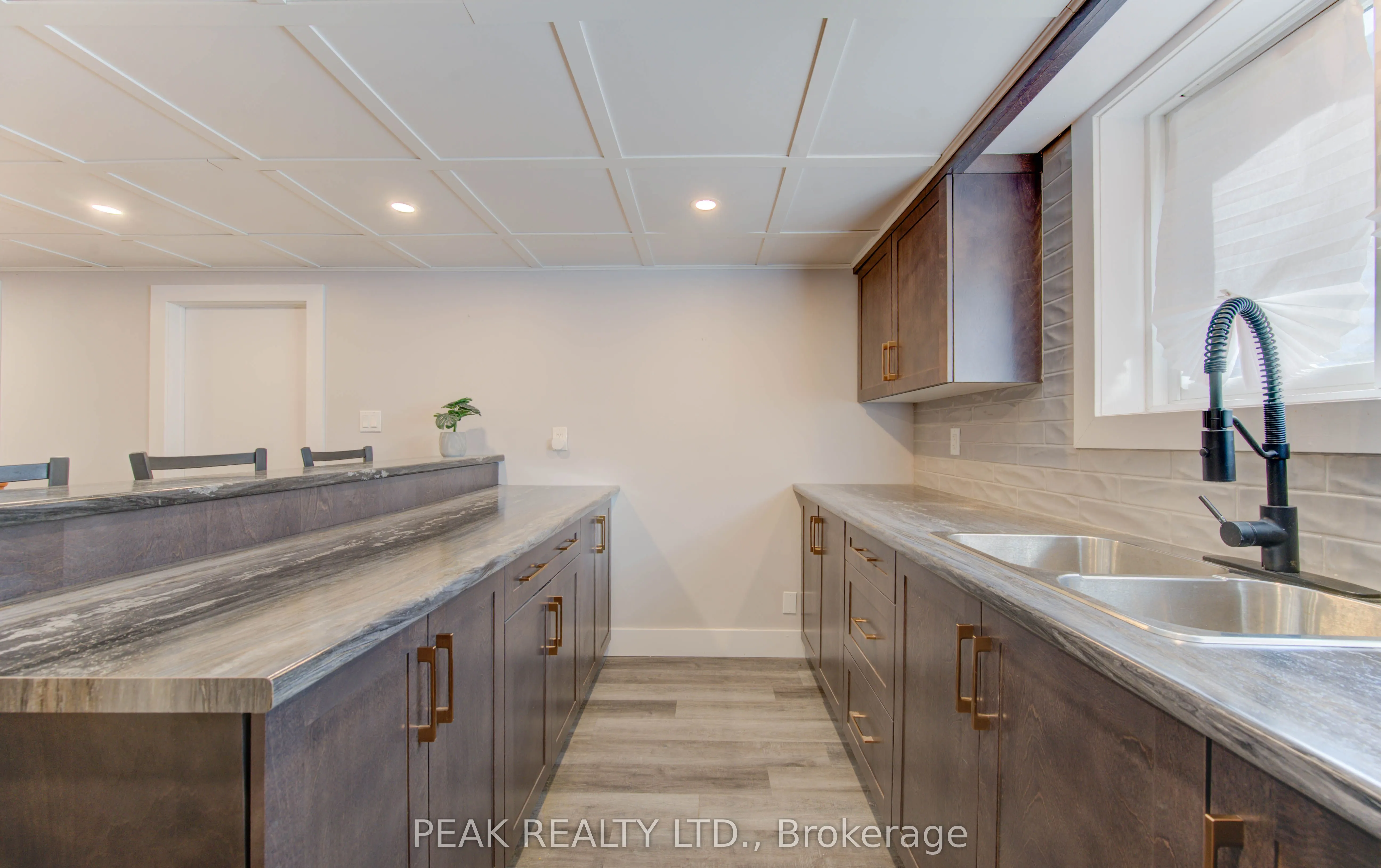 120 Trafalgar Avenue