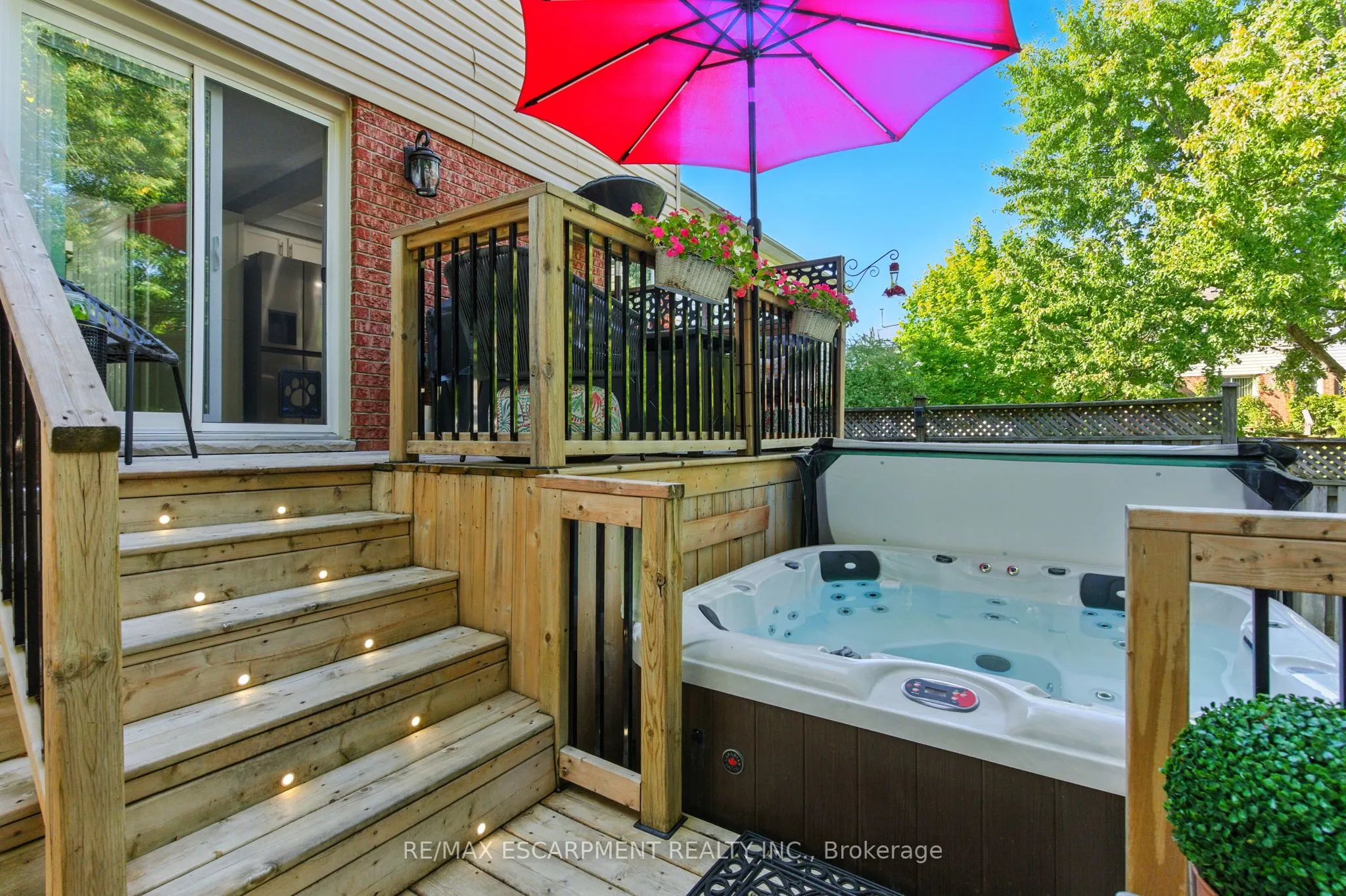36 Pinecreek Road