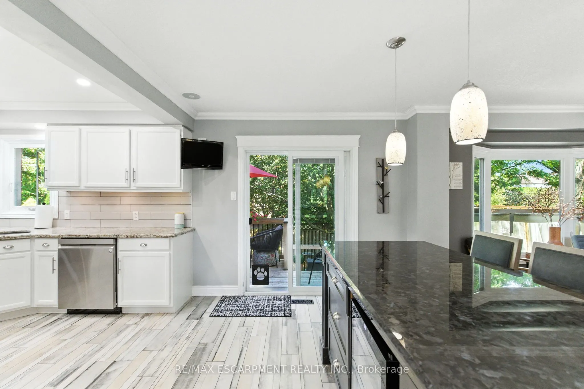 36 Pinecreek Road
