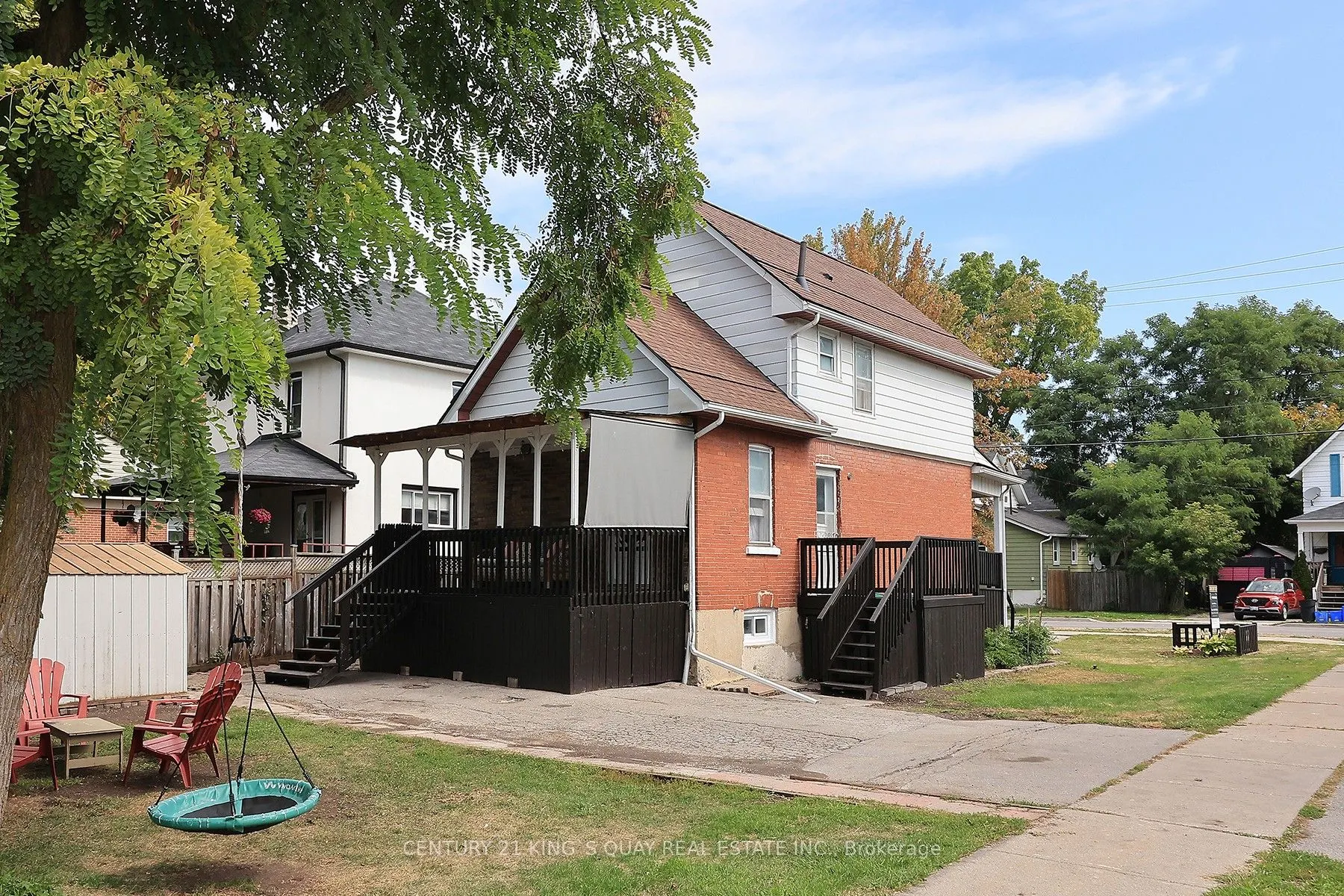 51 Albert Street S