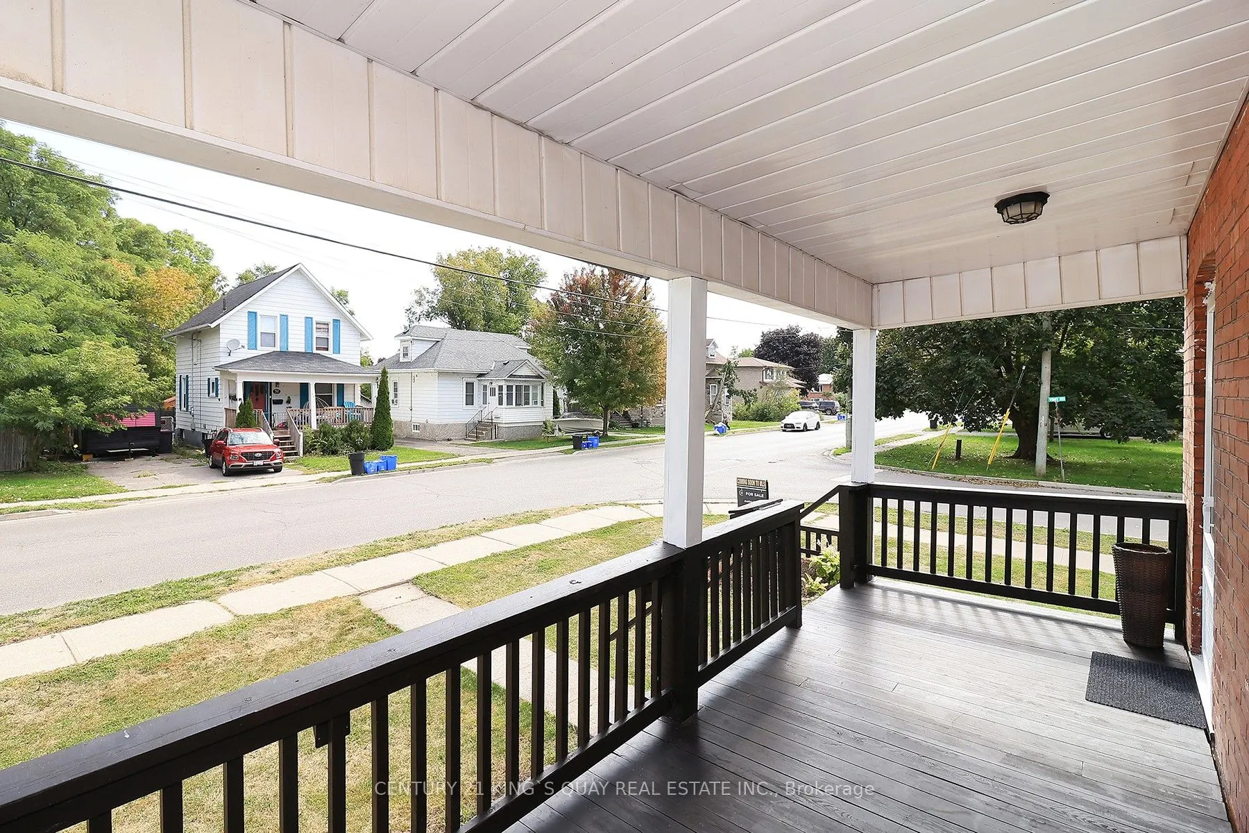 51 Albert Street S