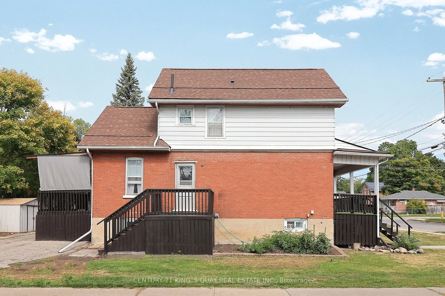 51 Albert Street S