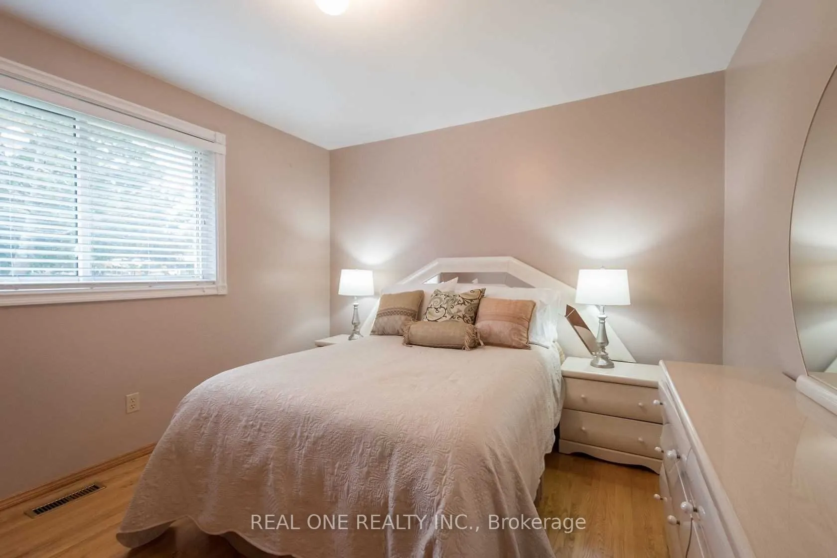 71 Morgan Road, #Main