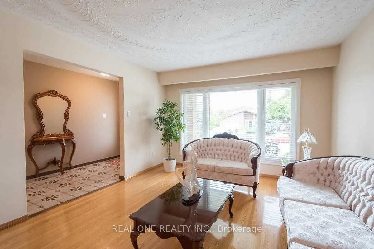 71 Morgan Road, #Main