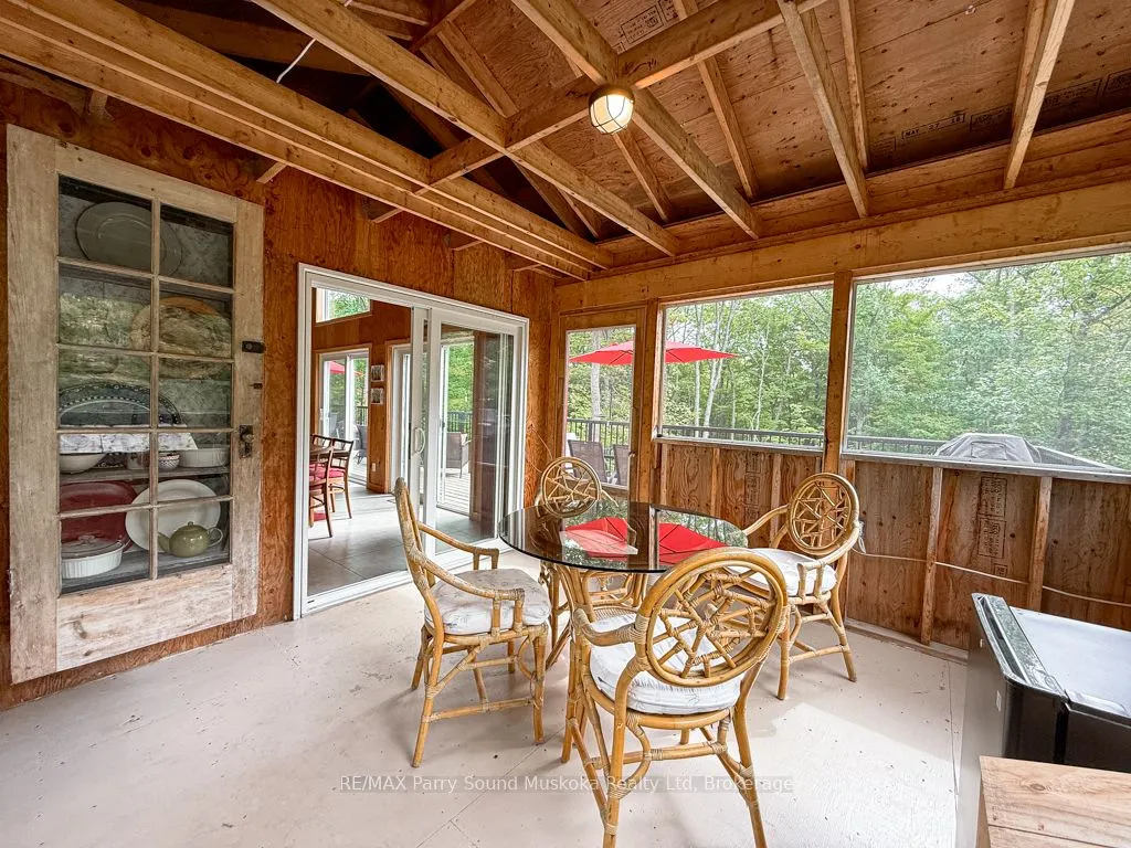 71 Crown Retreats Road