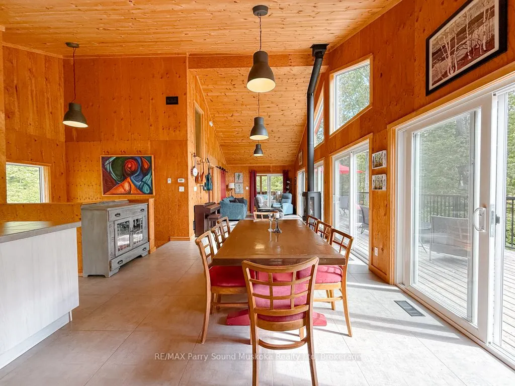 71 Crown Retreats Road