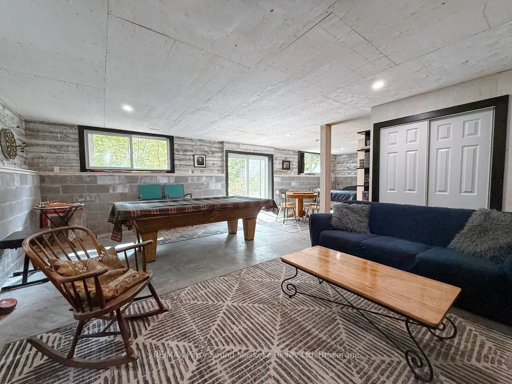 71 Crown Retreats Road
