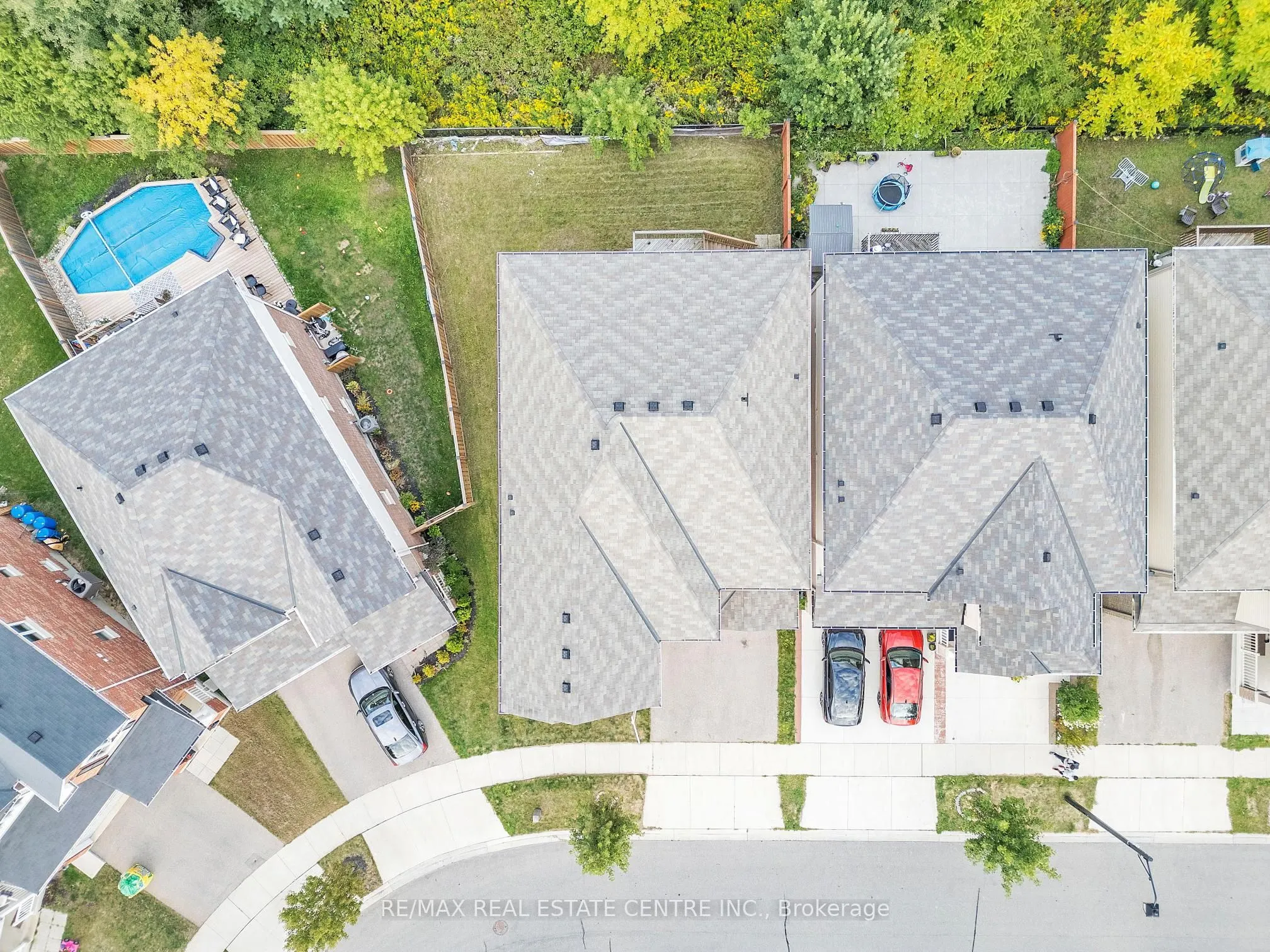 260 Shady Glen Crescent