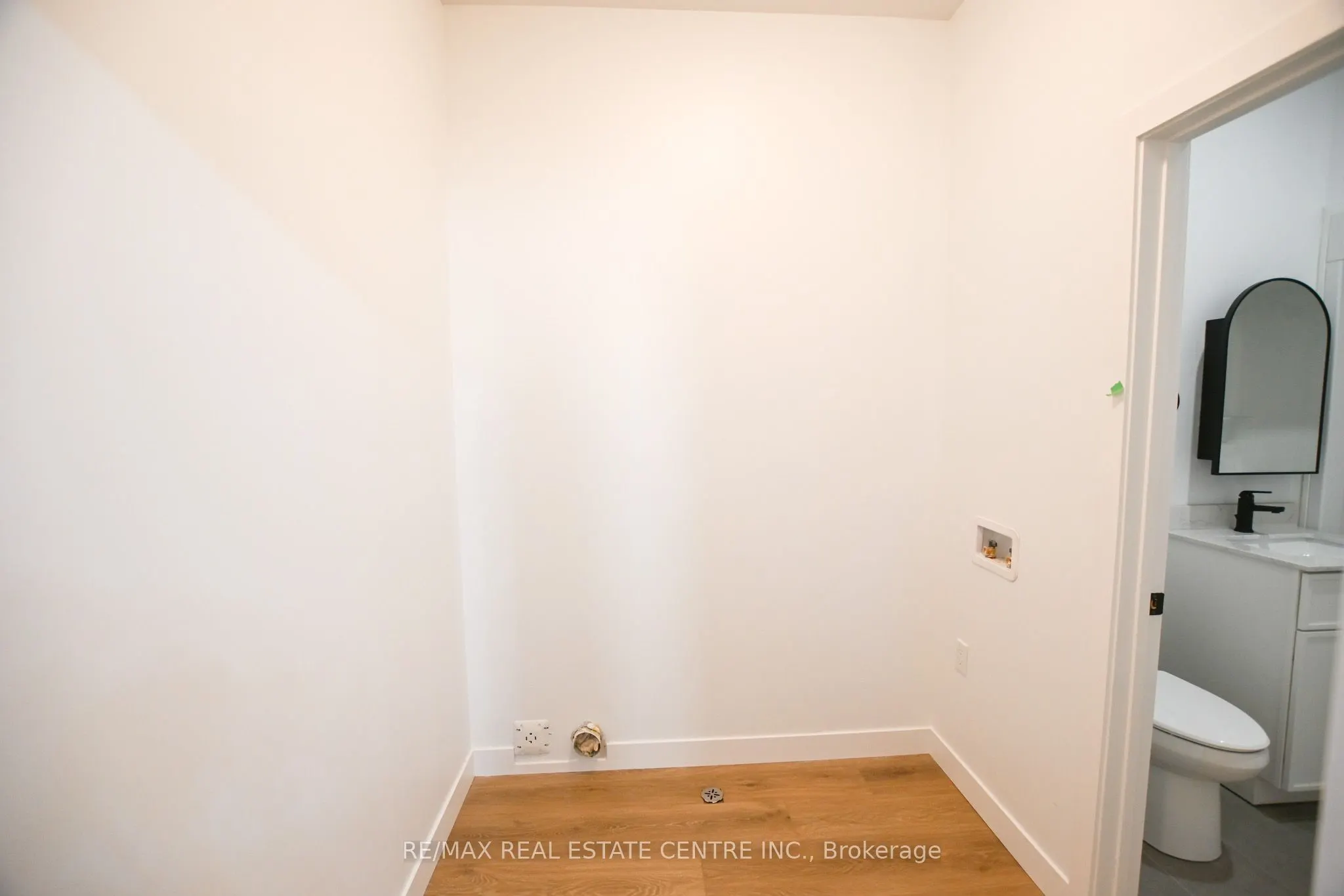 284 Darling Street
