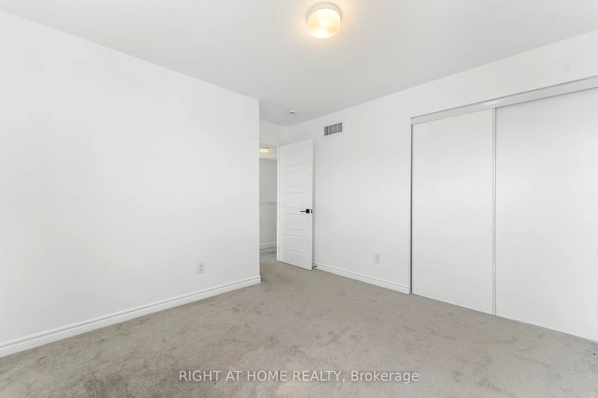 47 Mudminnow Crescent