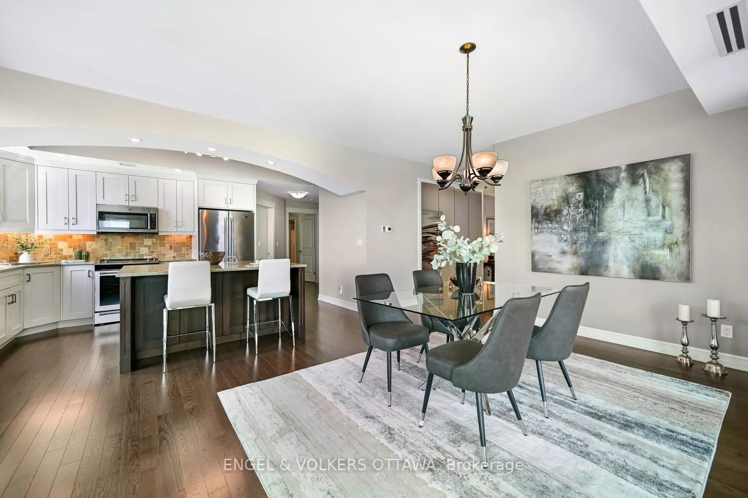 15 St Andrew Street, #1702