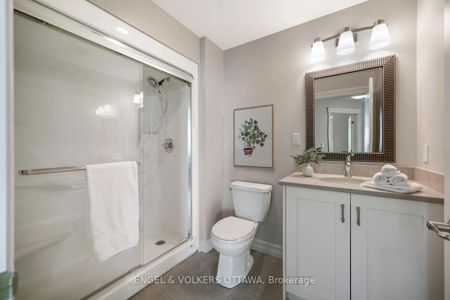 15 St Andrew Street, #1702