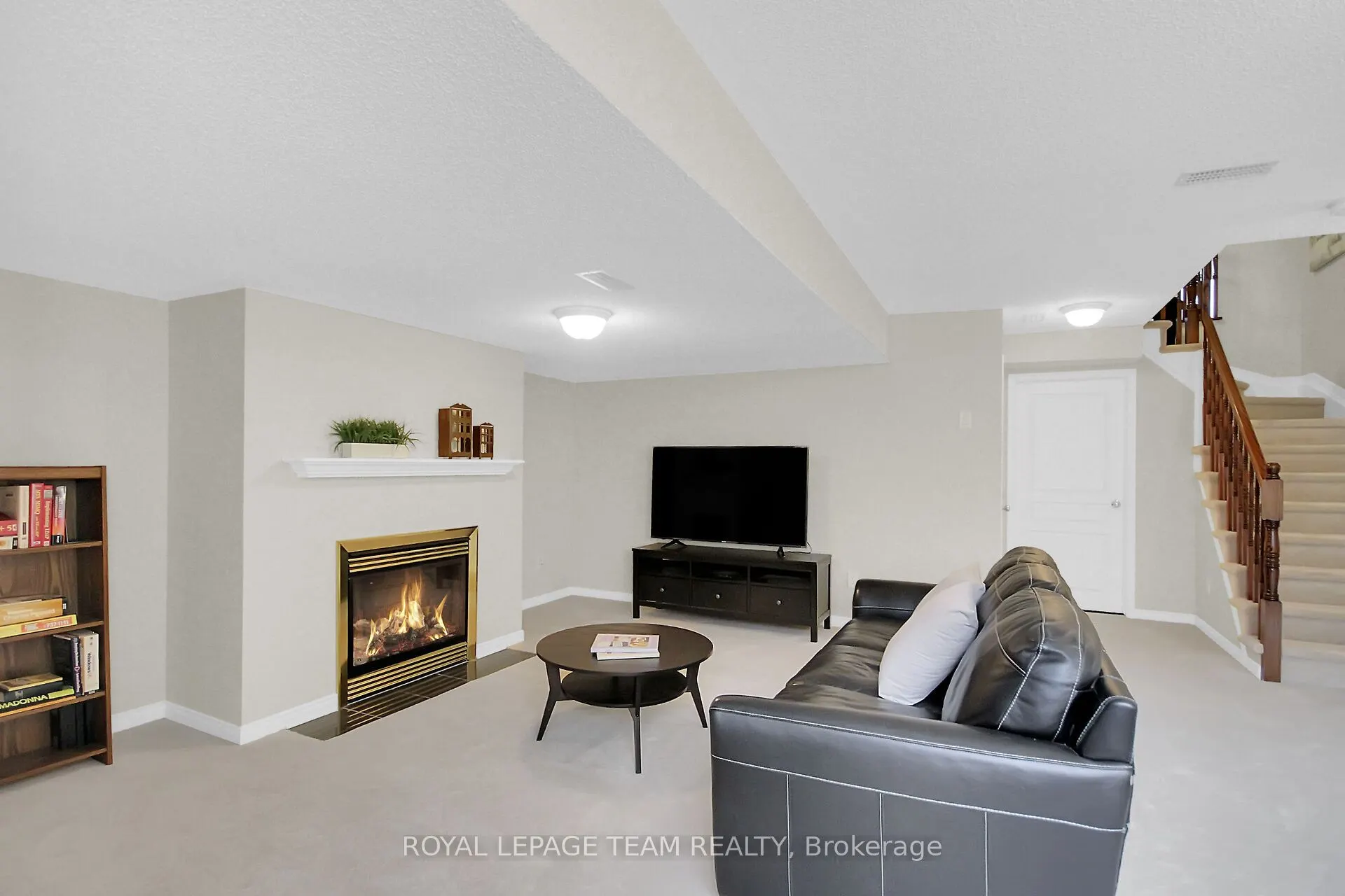 1464 Carronbridge Circle