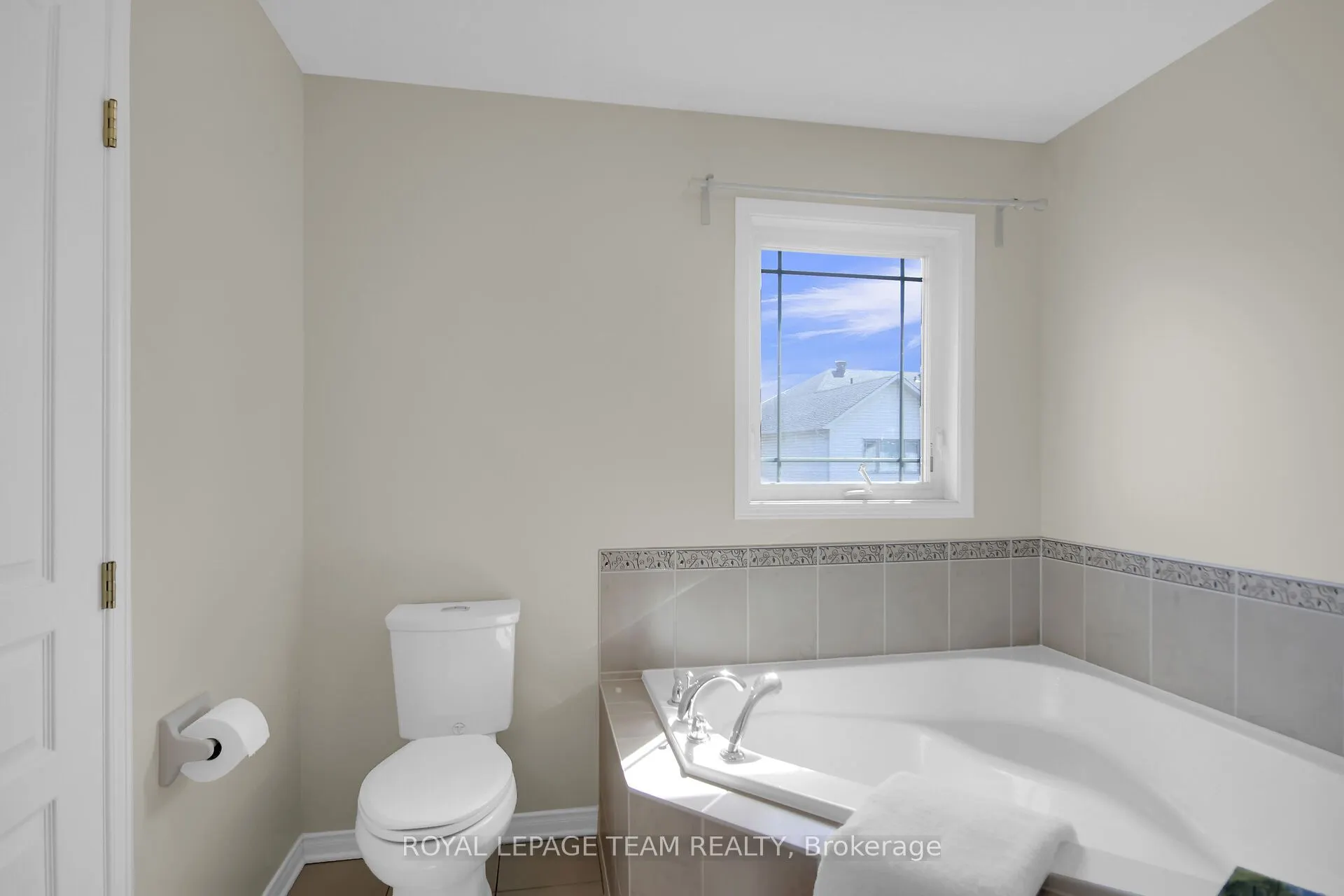 1464 Carronbridge Circle