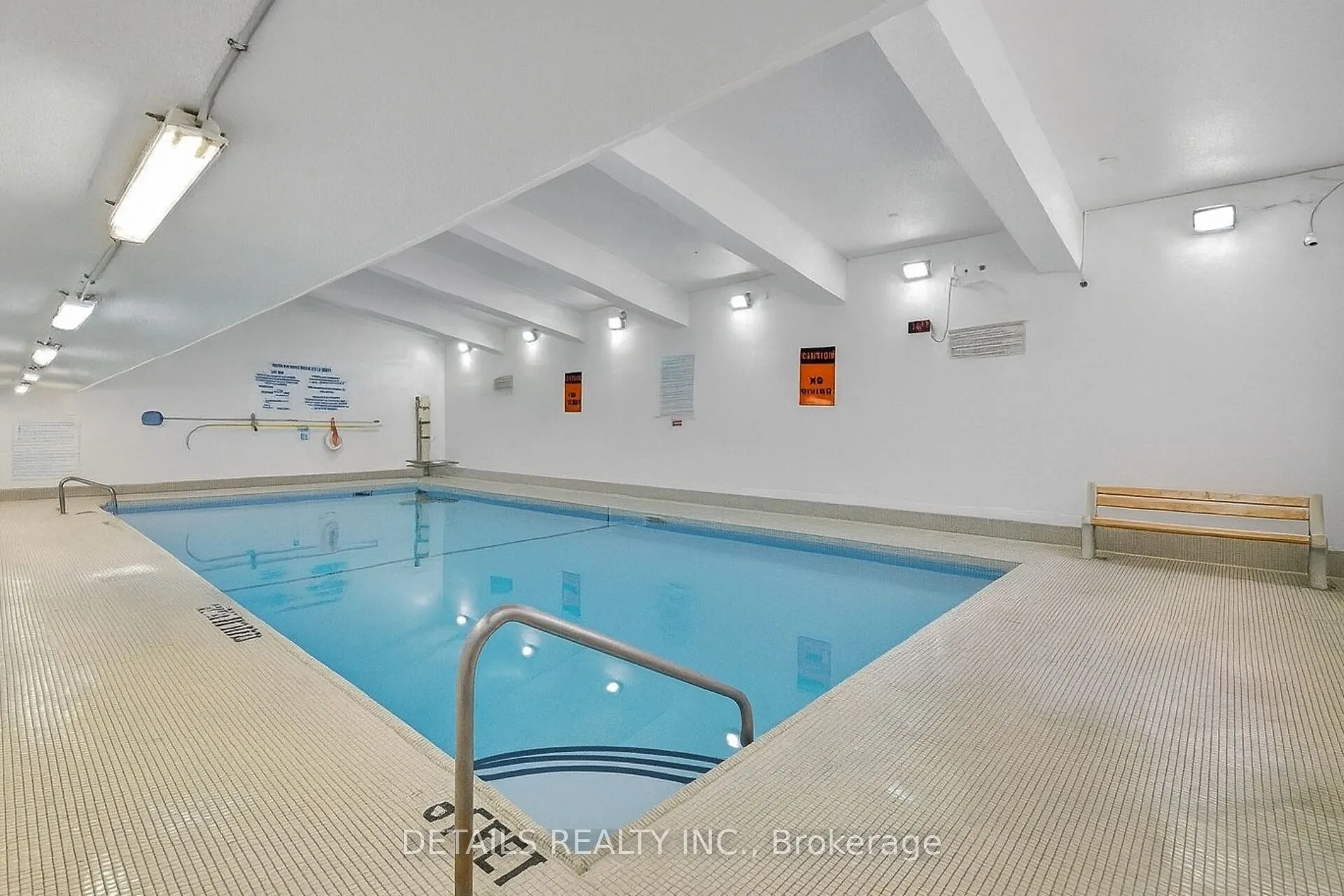 1380 Prince Of Wales Drive, #803