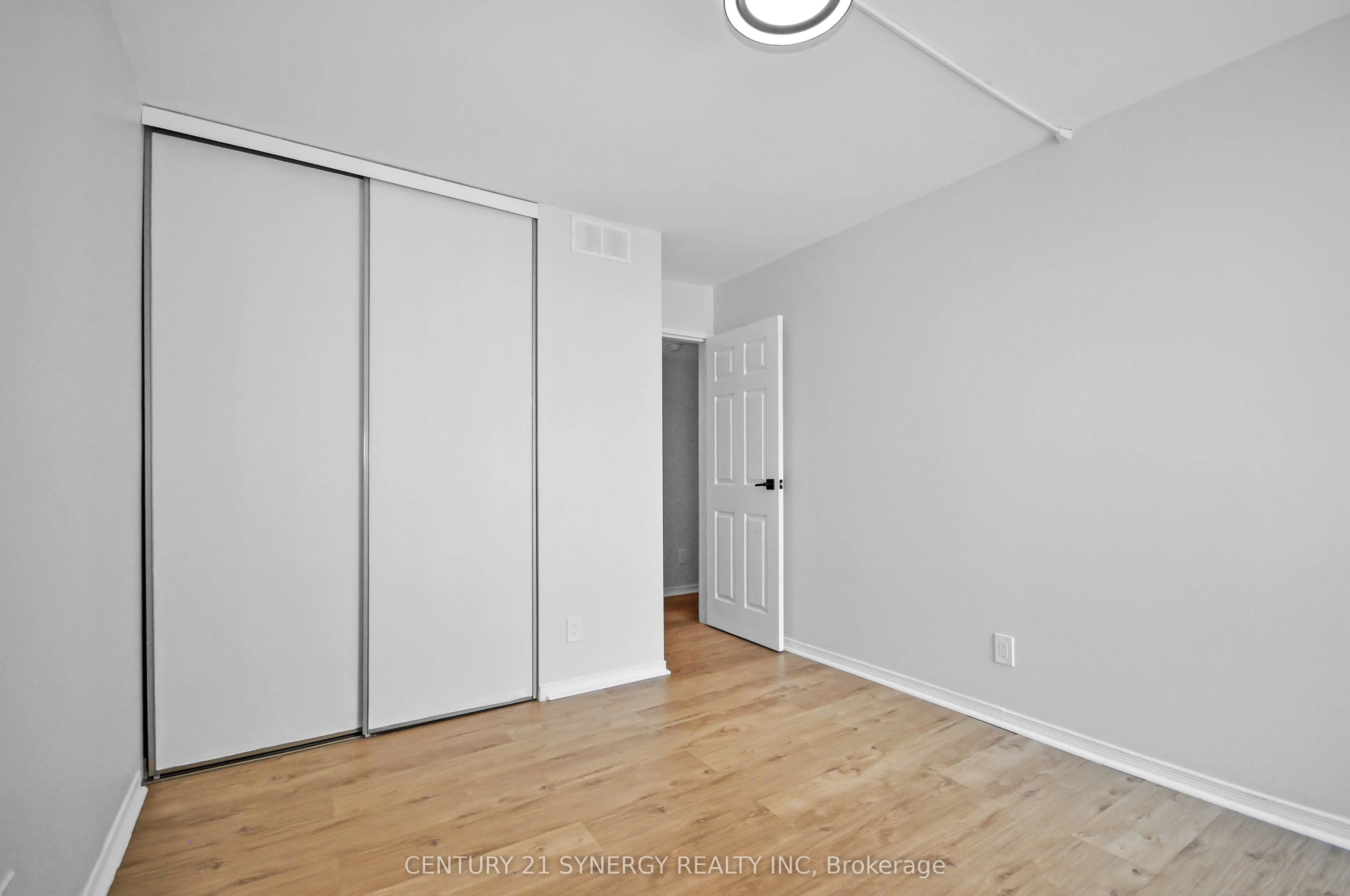 330 Centrum Boulevard, #505