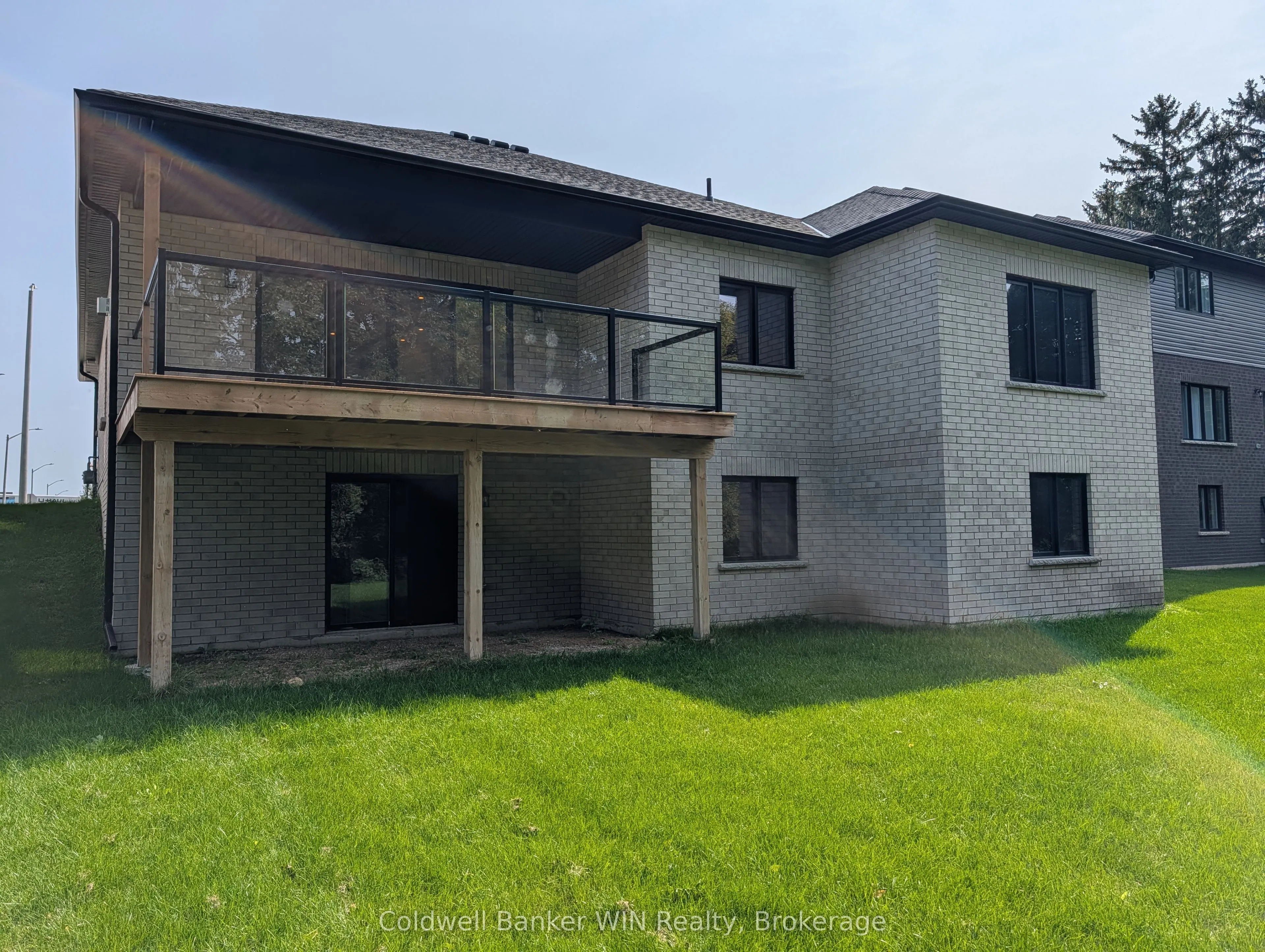 140 Eccles Avenue