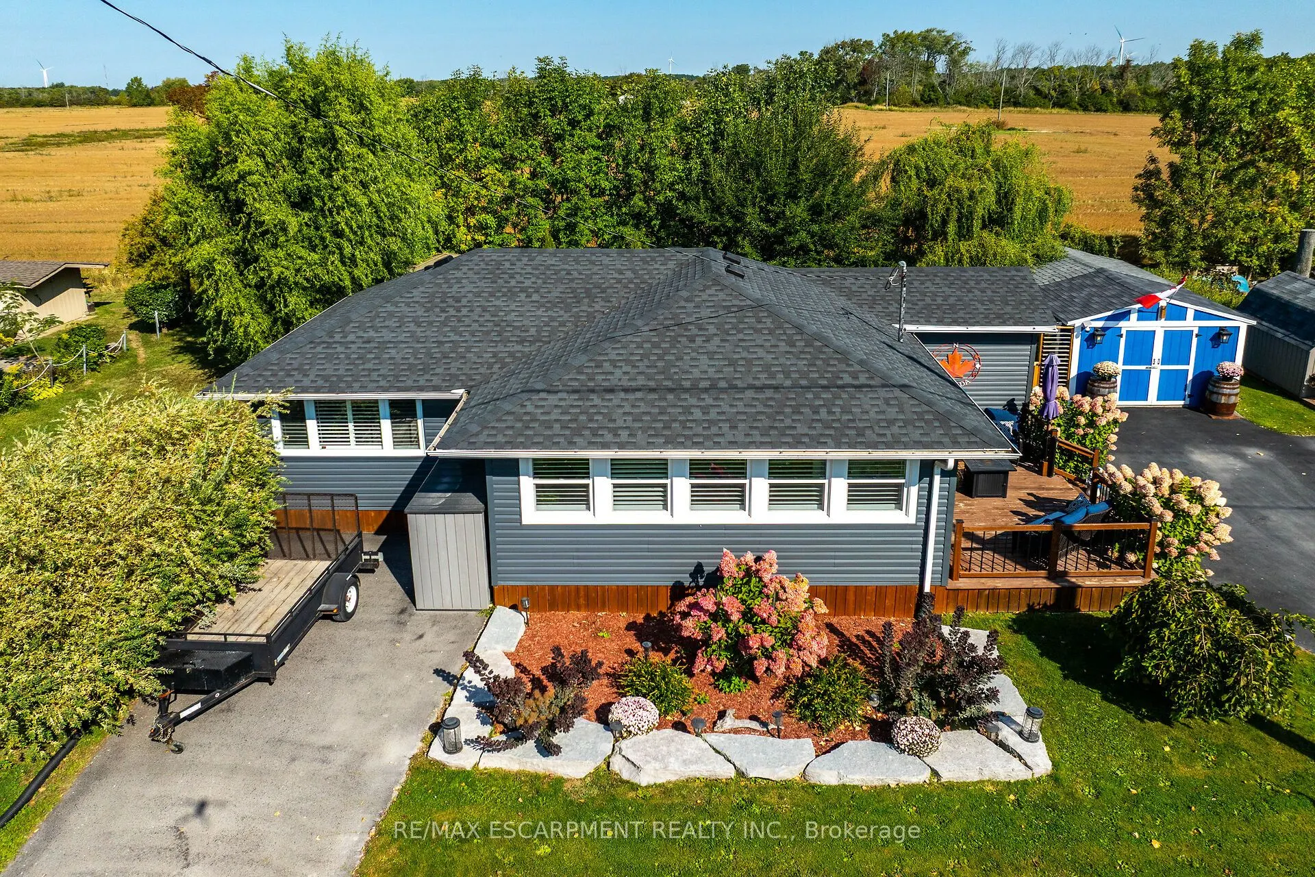 2011 Lakeshore Road
