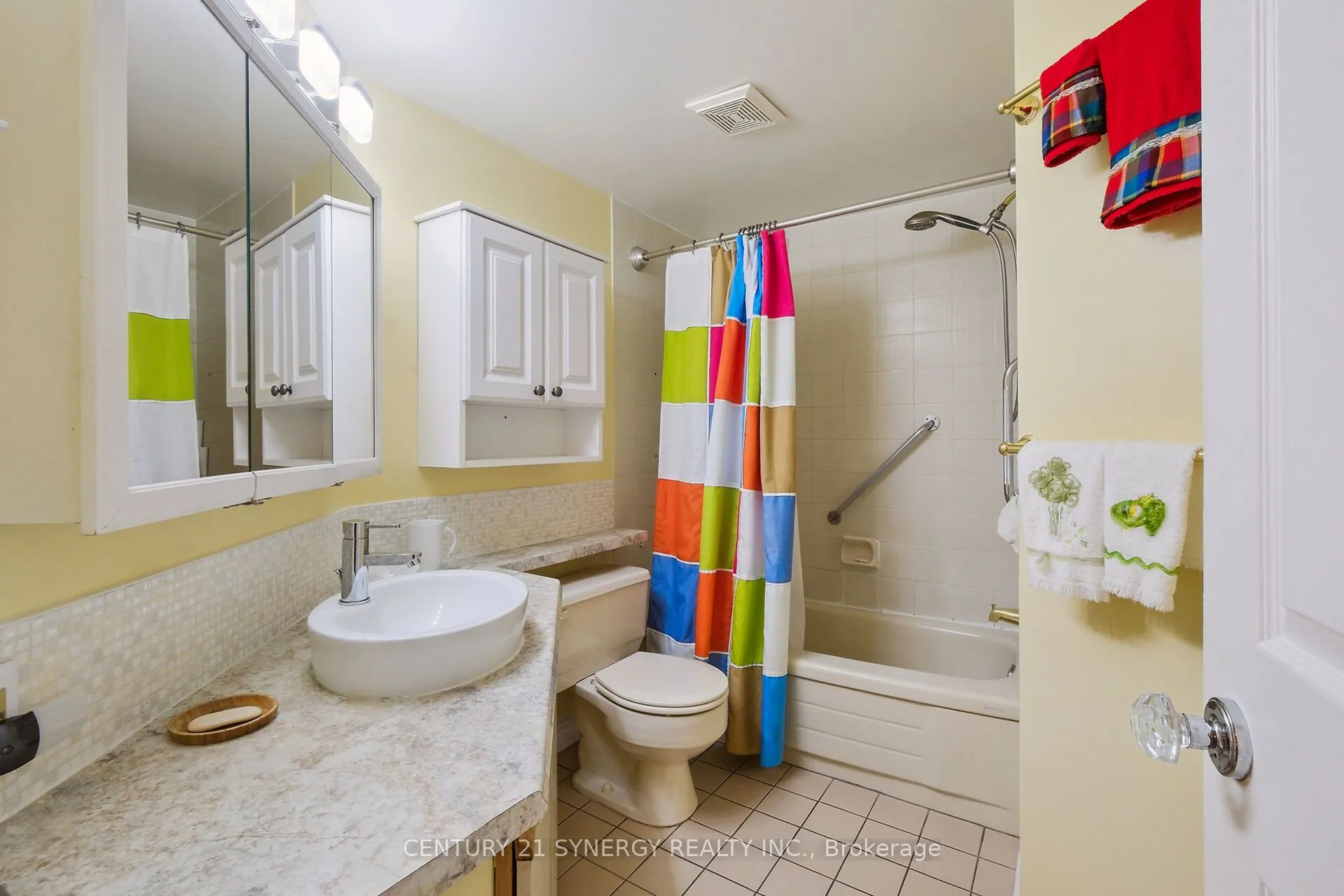 295 Gilmour Street, #104