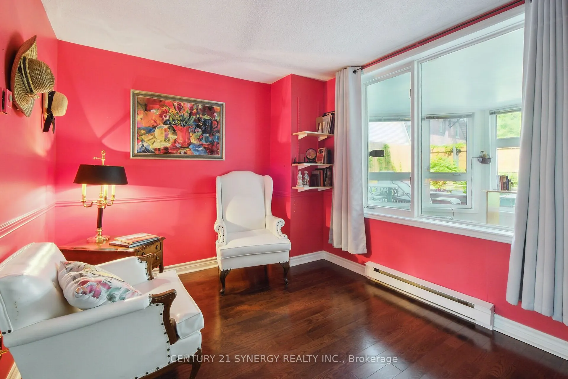 295 Gilmour Street, #104