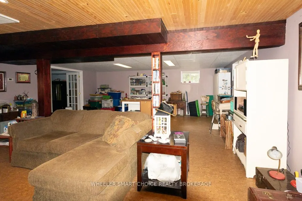 15206 Colonial Drive