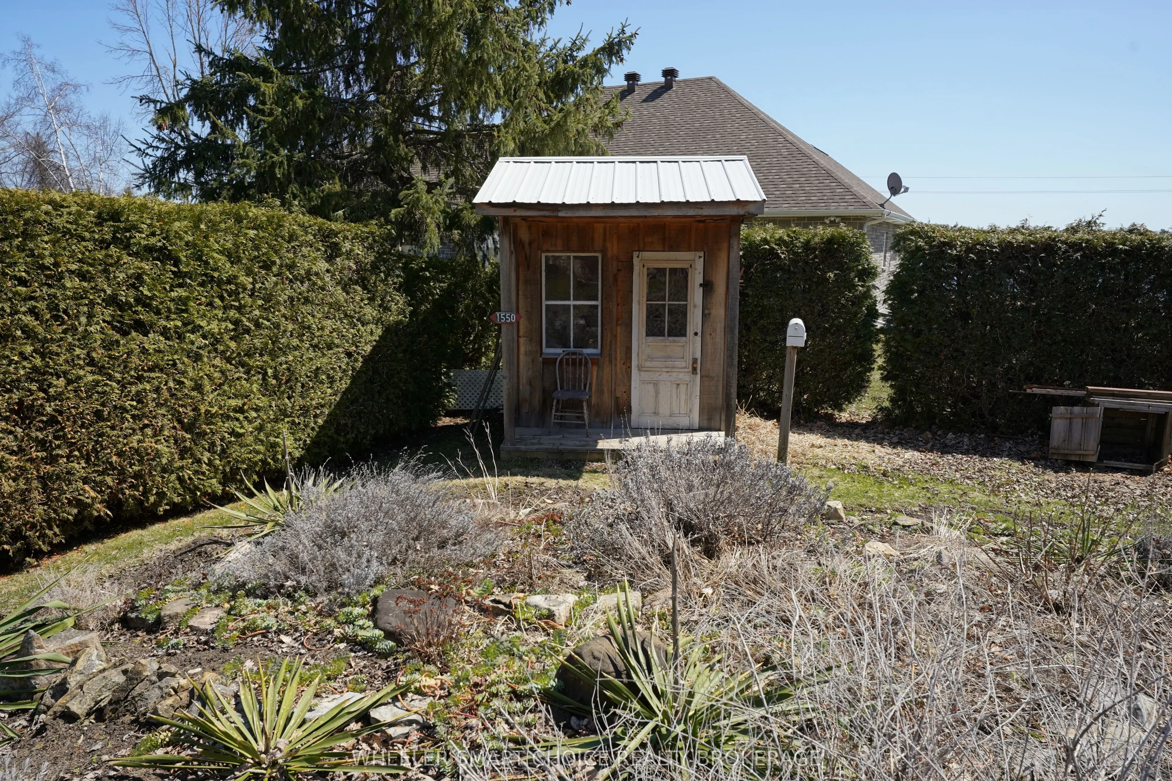 15206 Colonial Drive