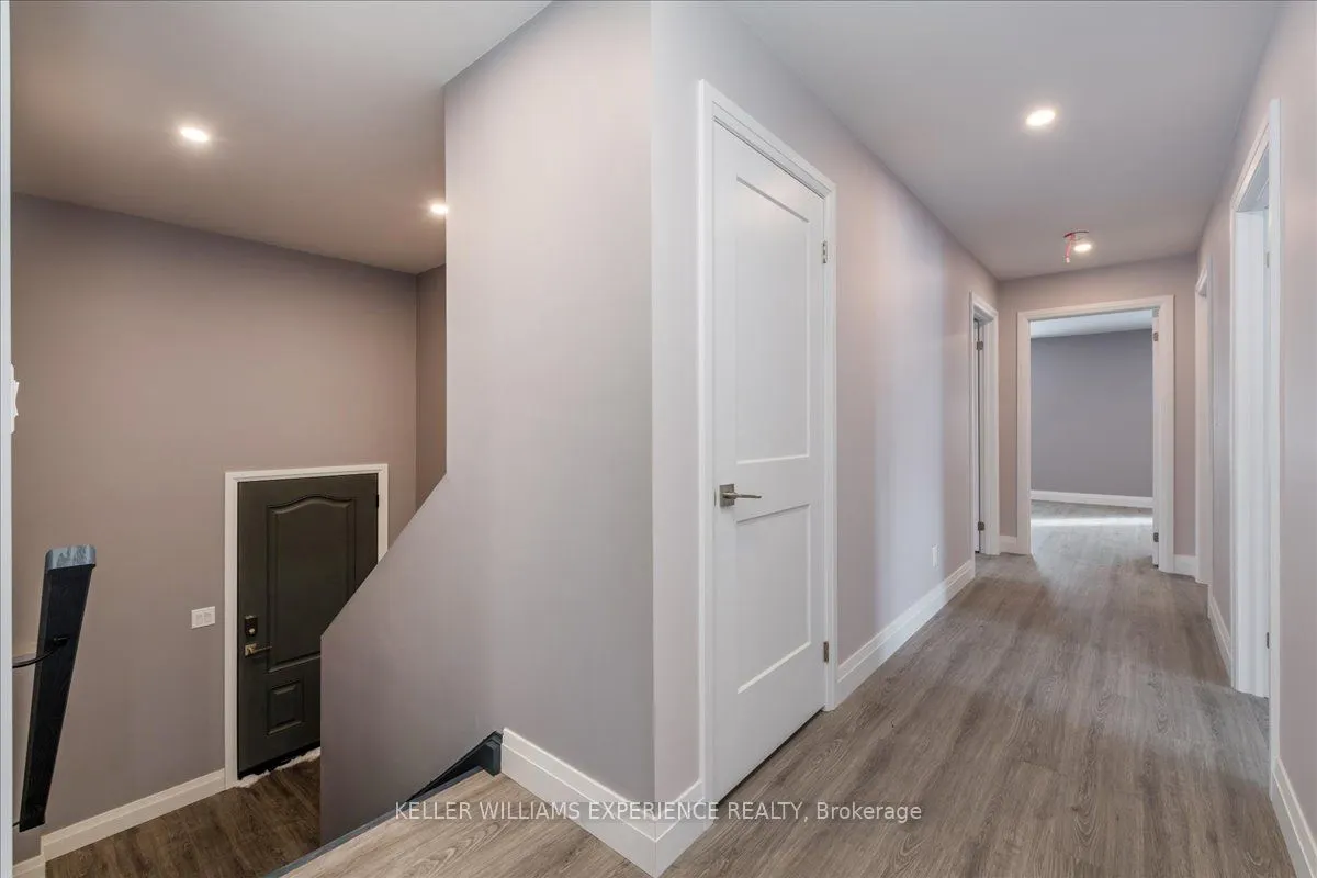 145 Pine Street W