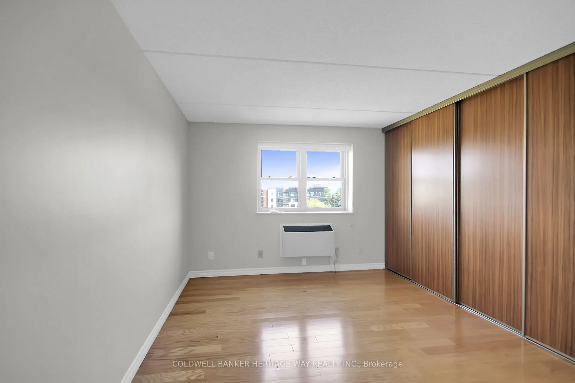 206 Woodward Street, #405