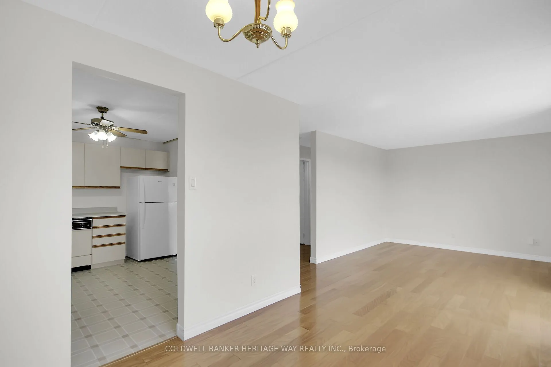 206 Woodward Street, #405