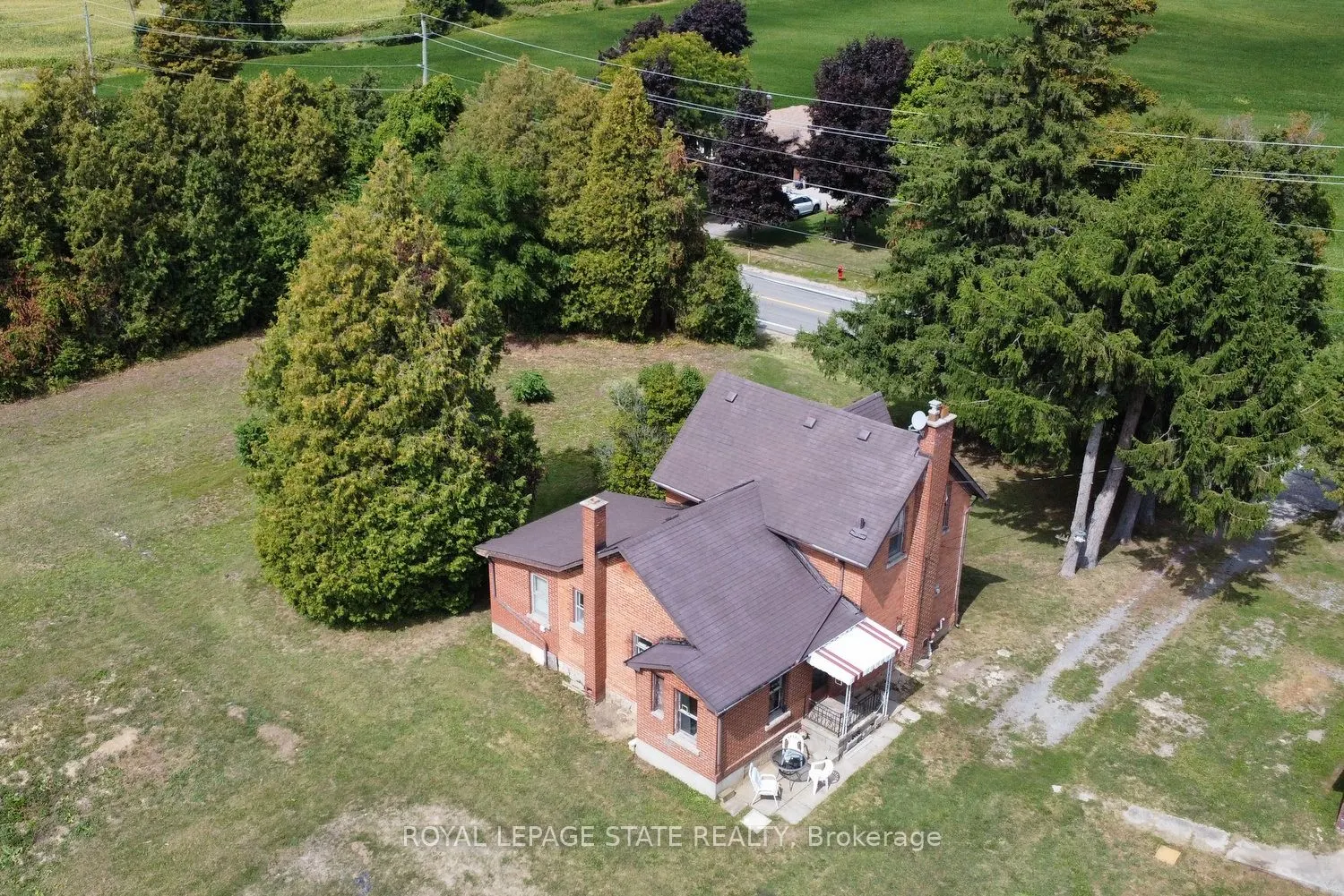 8125 Dickenson Road E