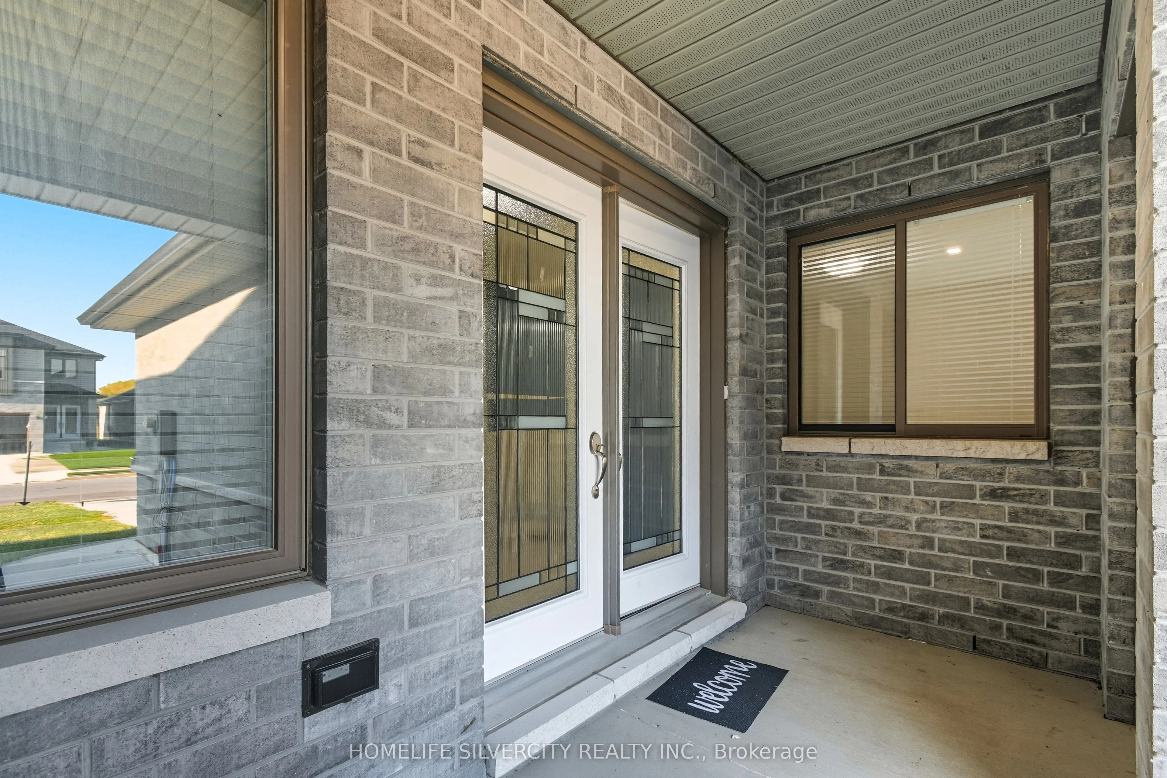 3543 Hallee Crescent