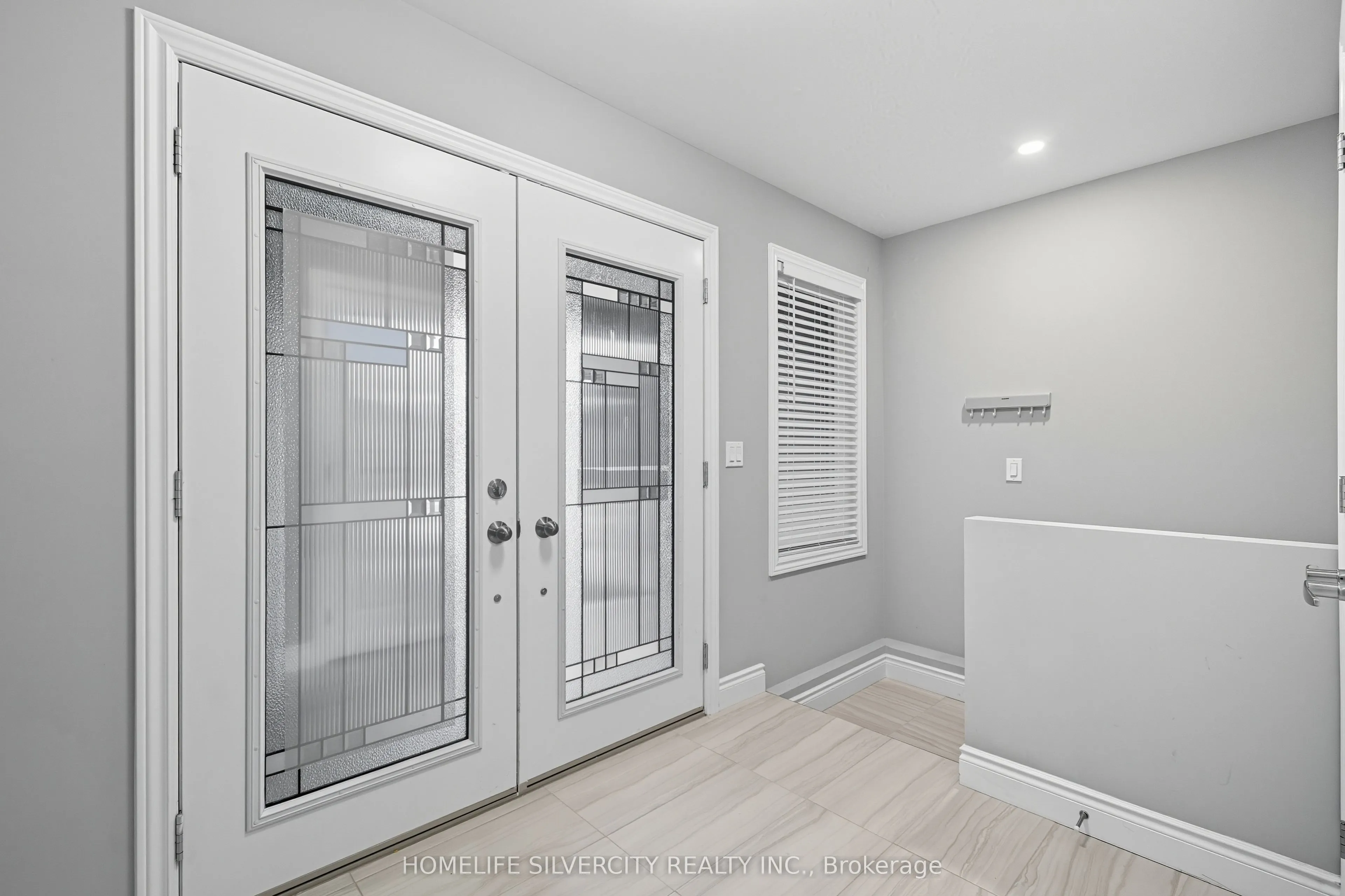 3543 Hallee Crescent