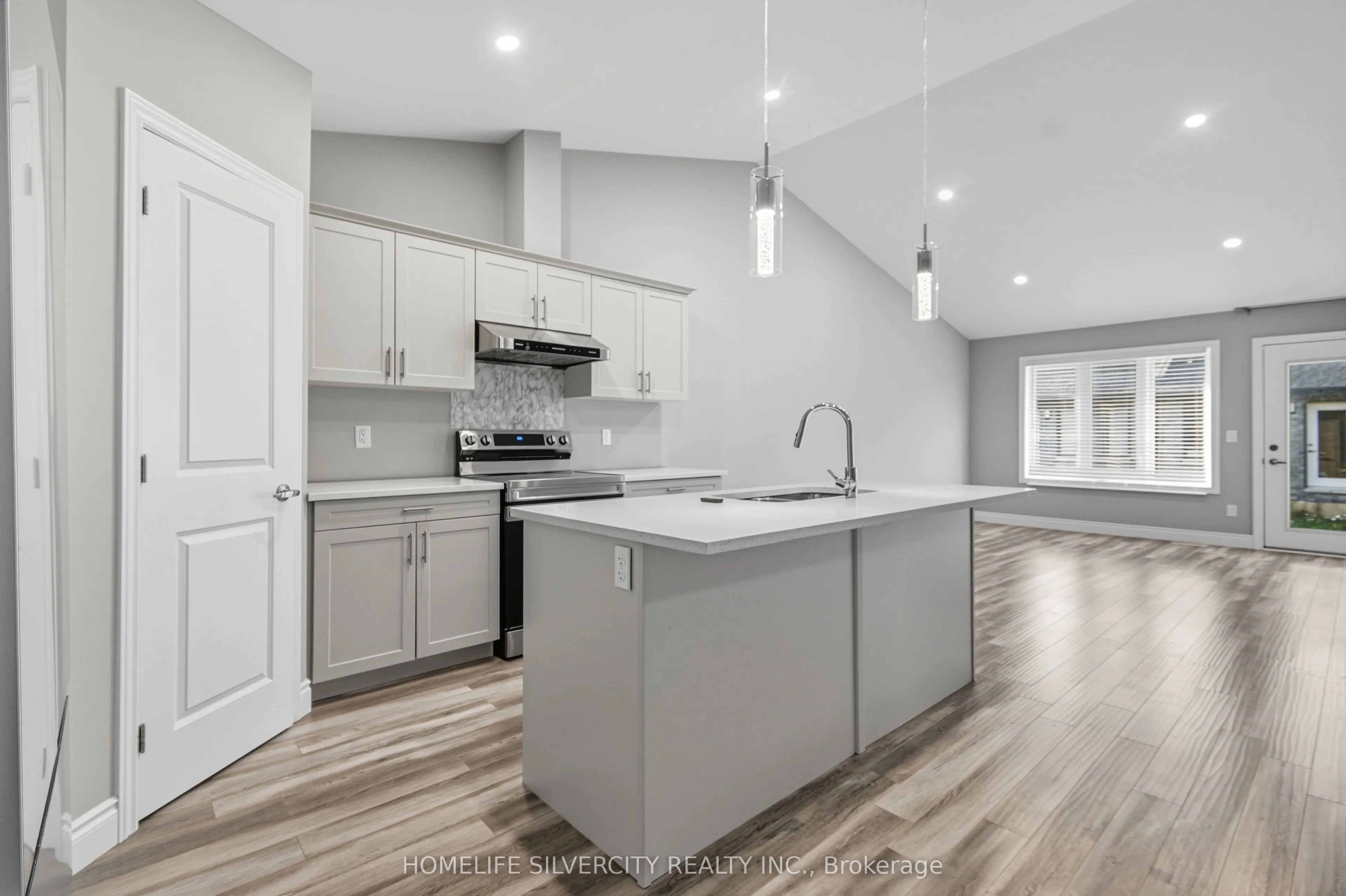 3543 Hallee Crescent