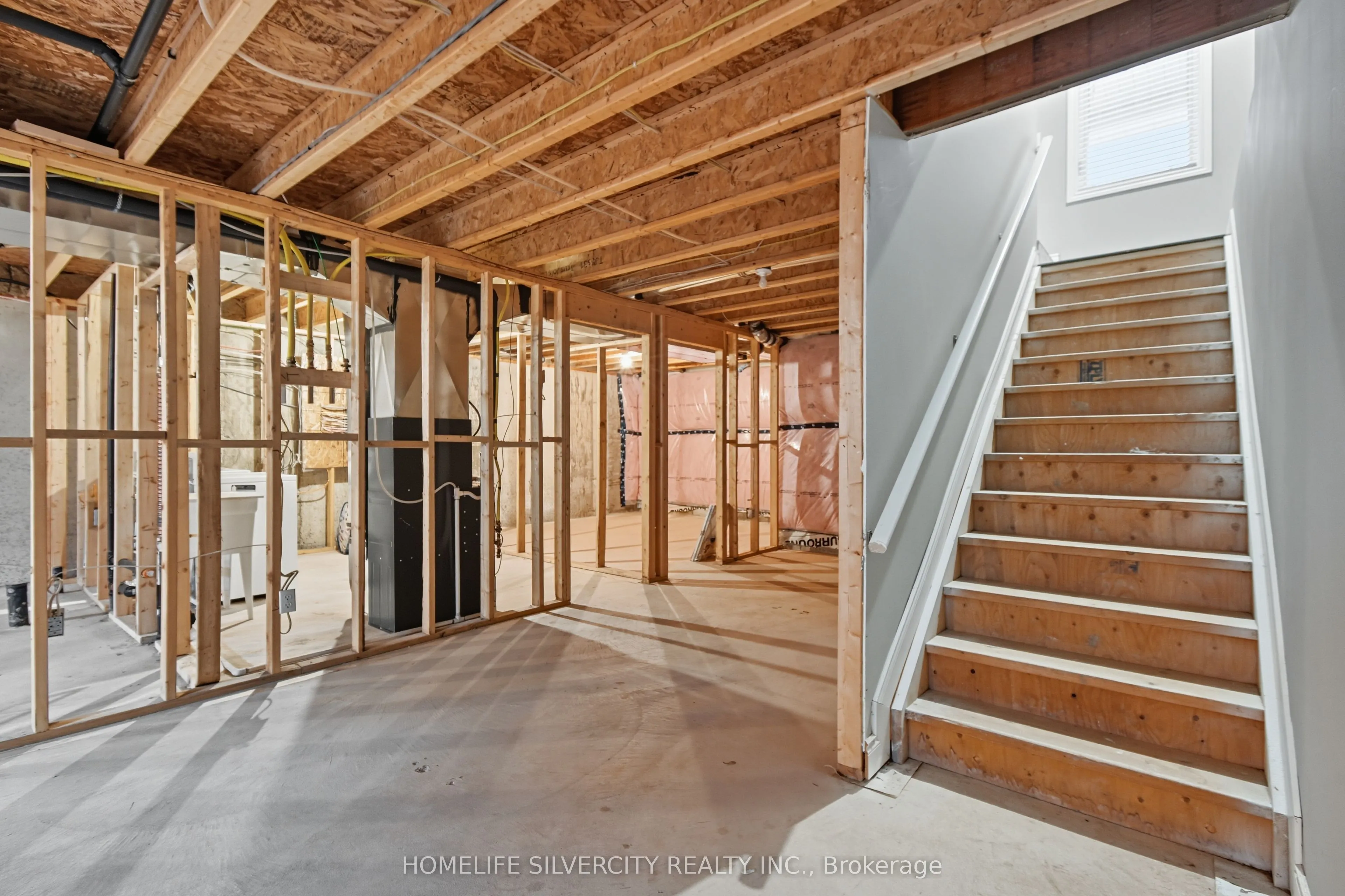 3543 Hallee Crescent