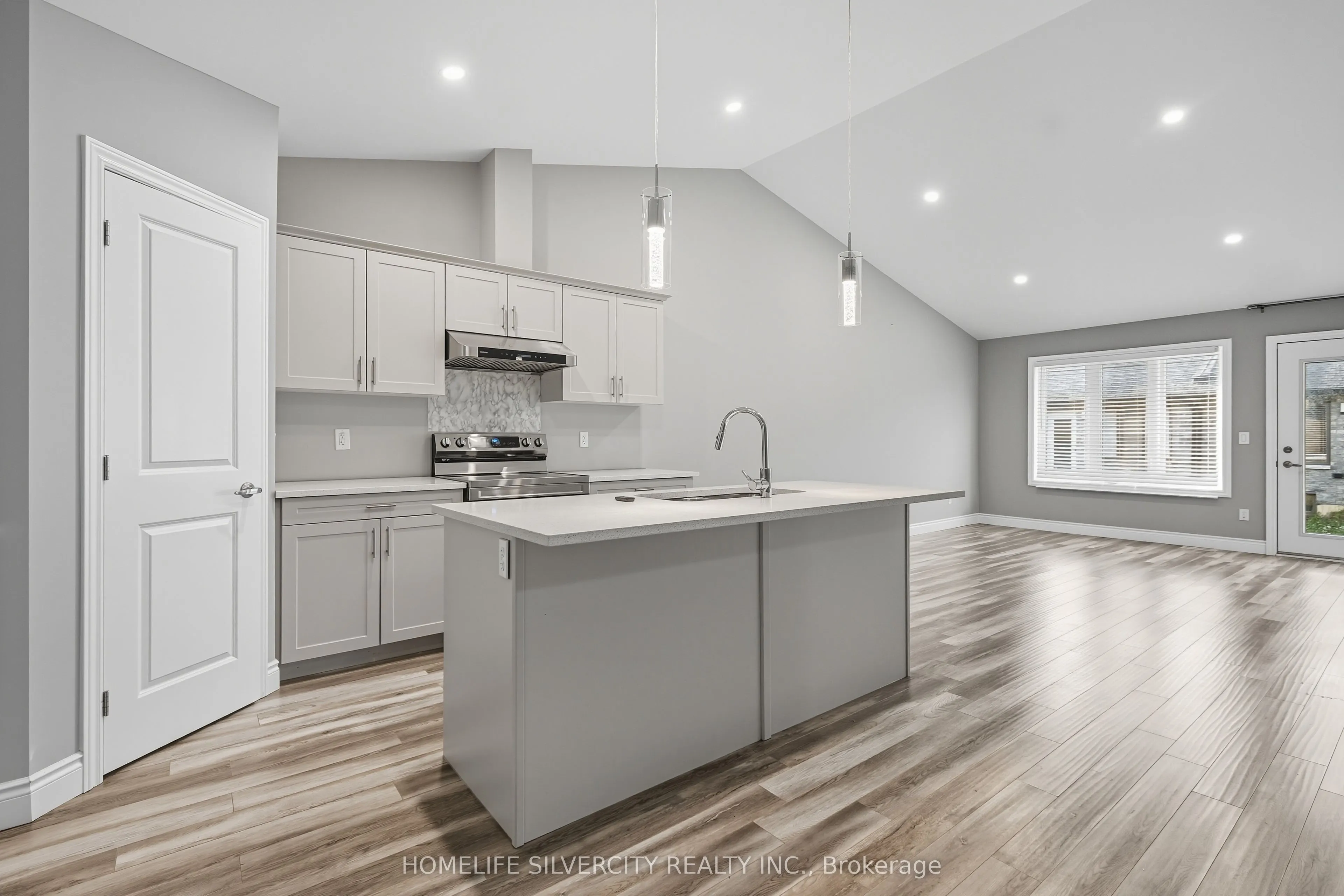 3543 Hallee Crescent