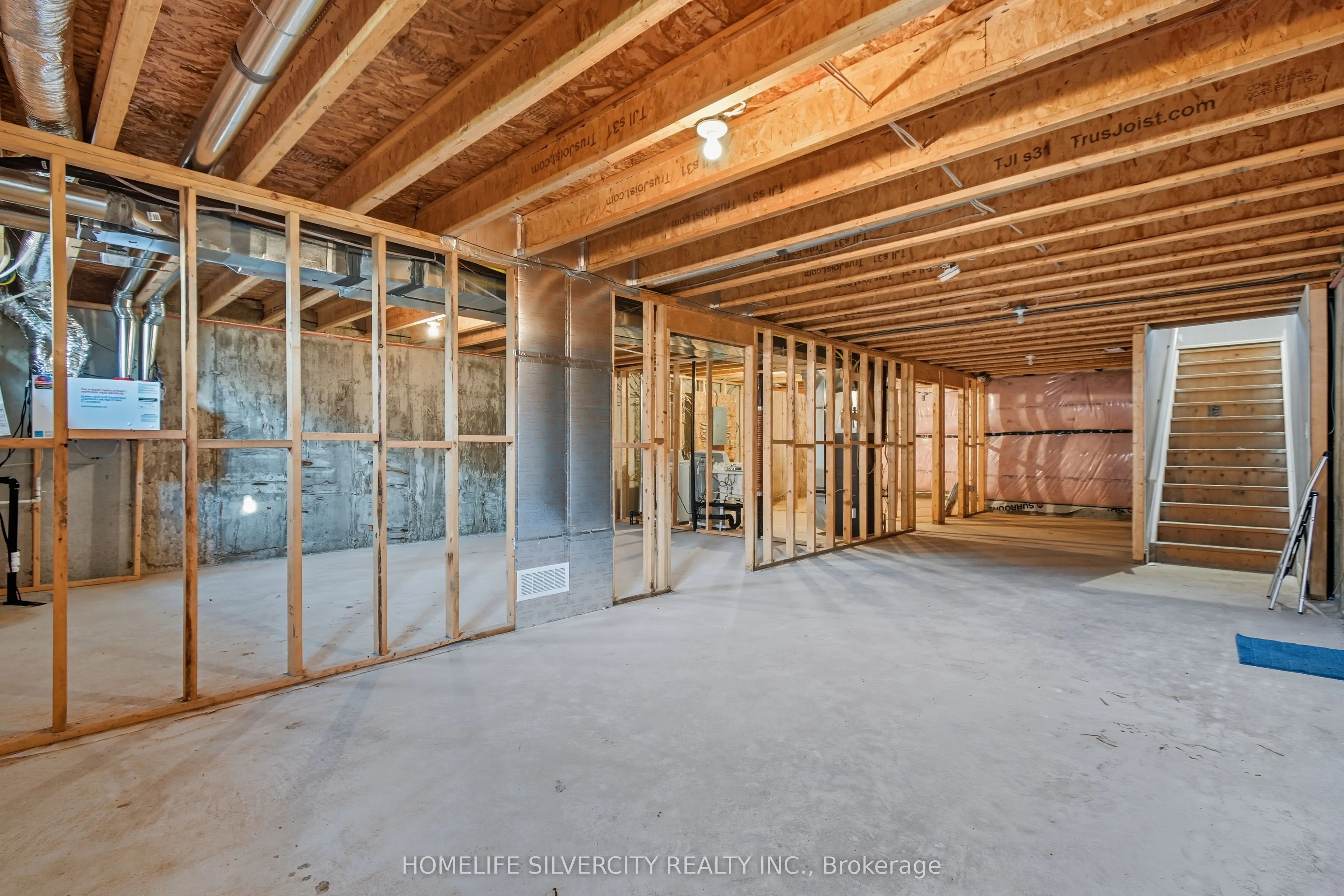 3543 Hallee Crescent