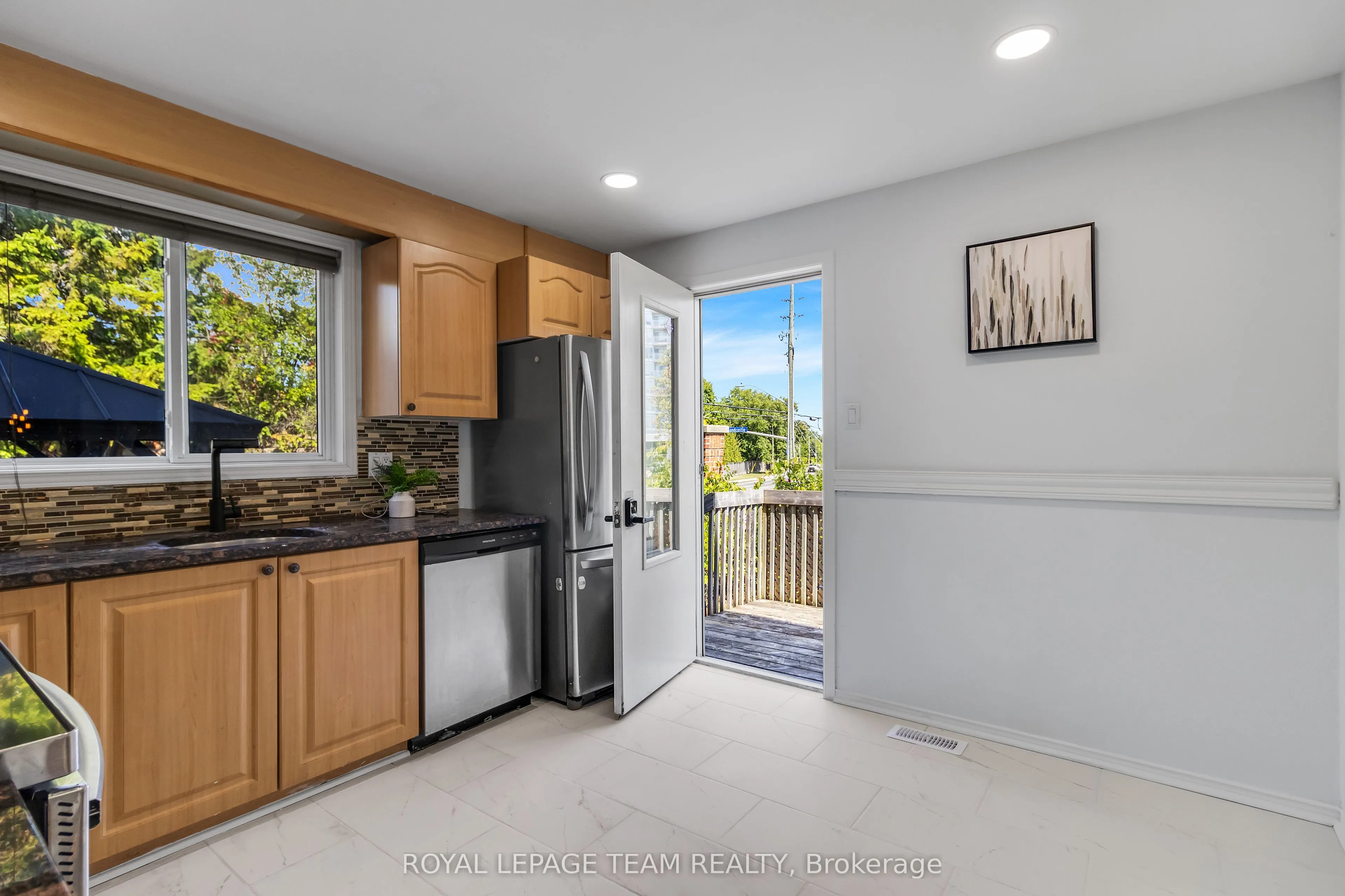 2 Brookhaven Court