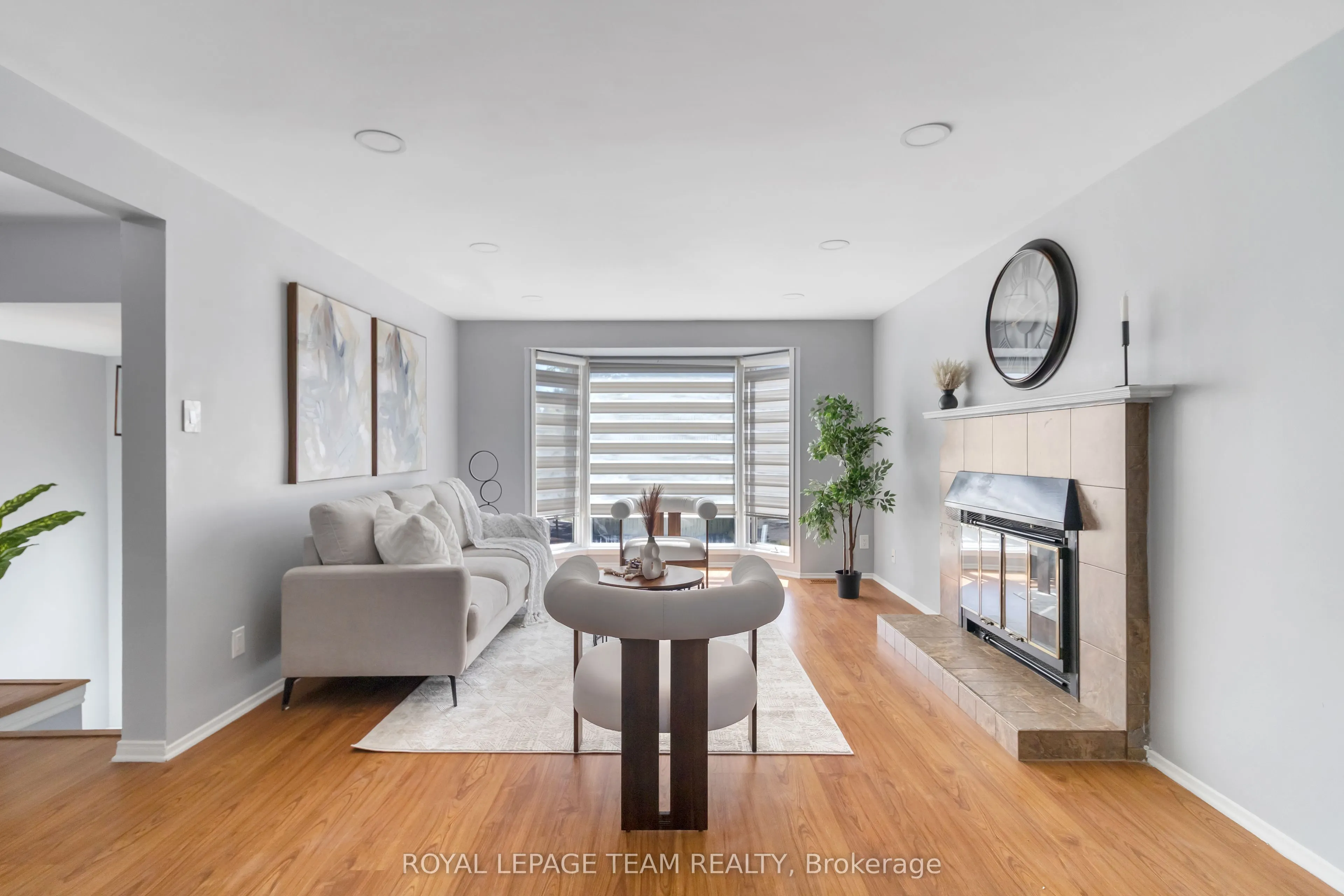 2 Brookhaven Court