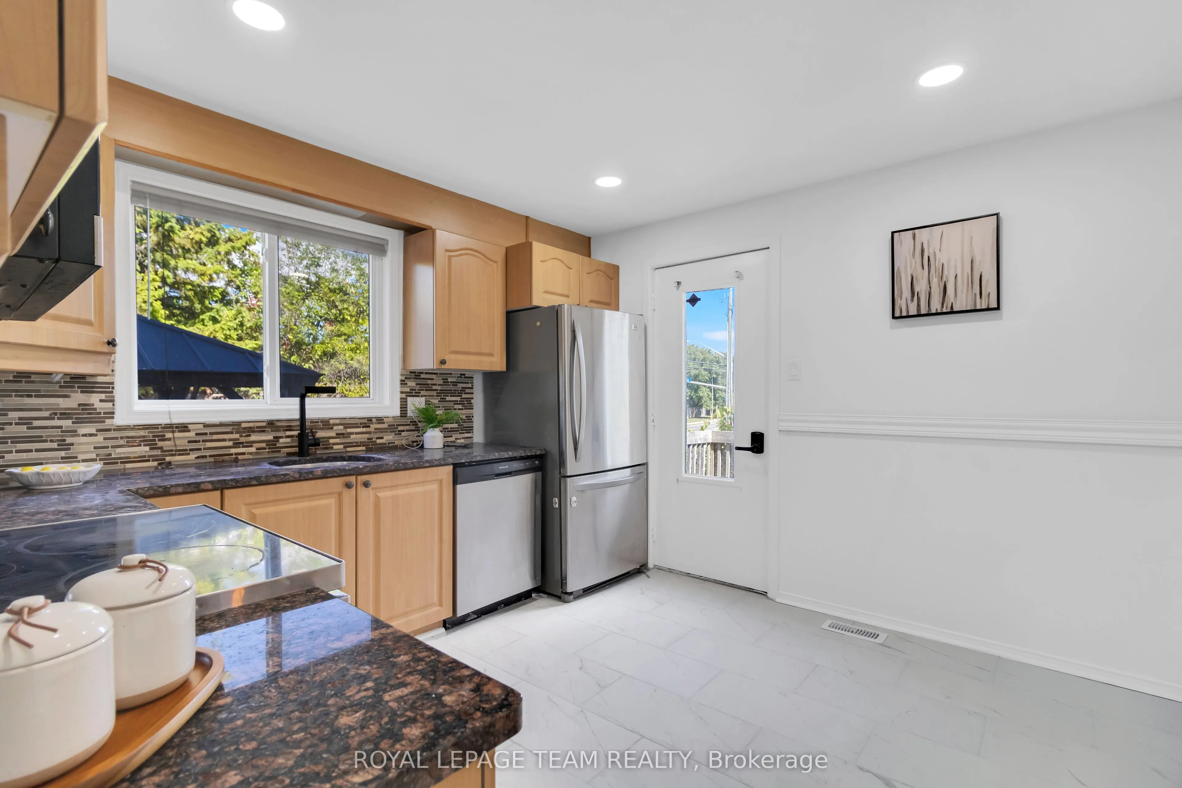 2 Brookhaven Court