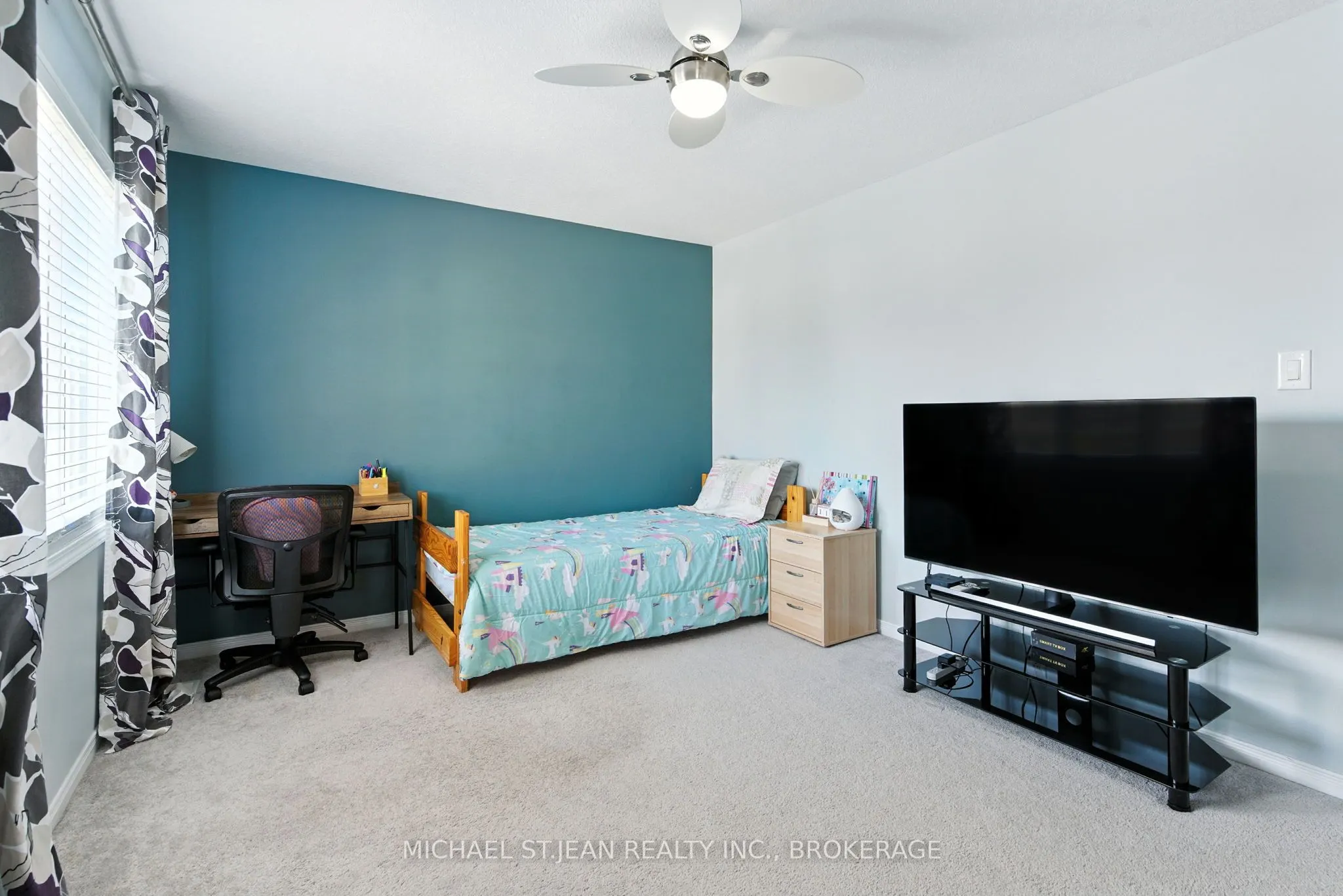 8769 Dogwood Crescent