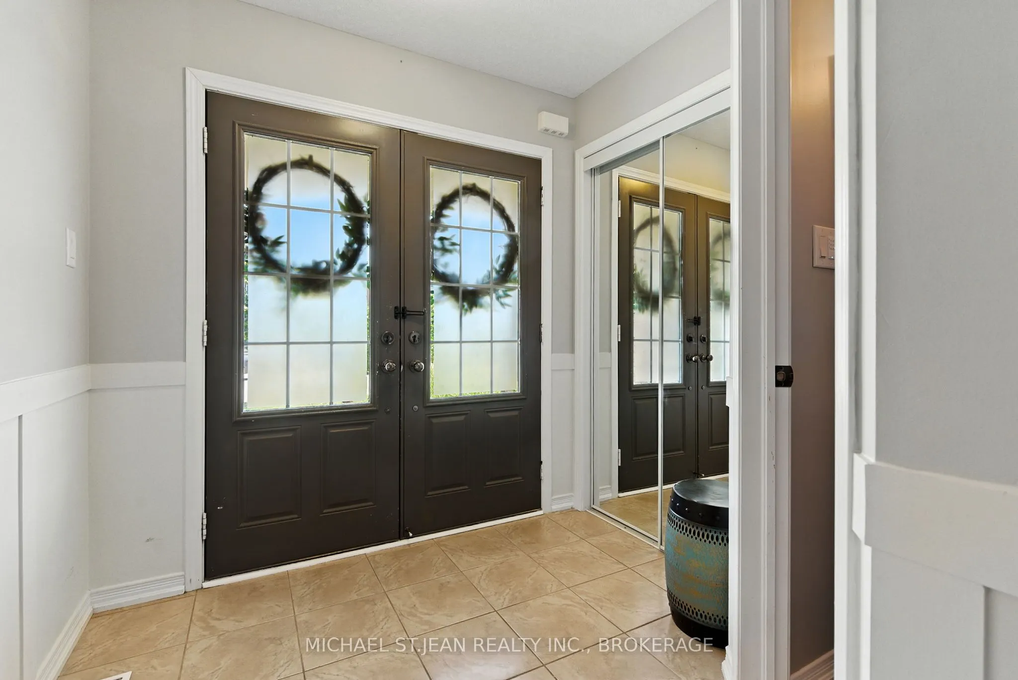 8769 Dogwood Crescent