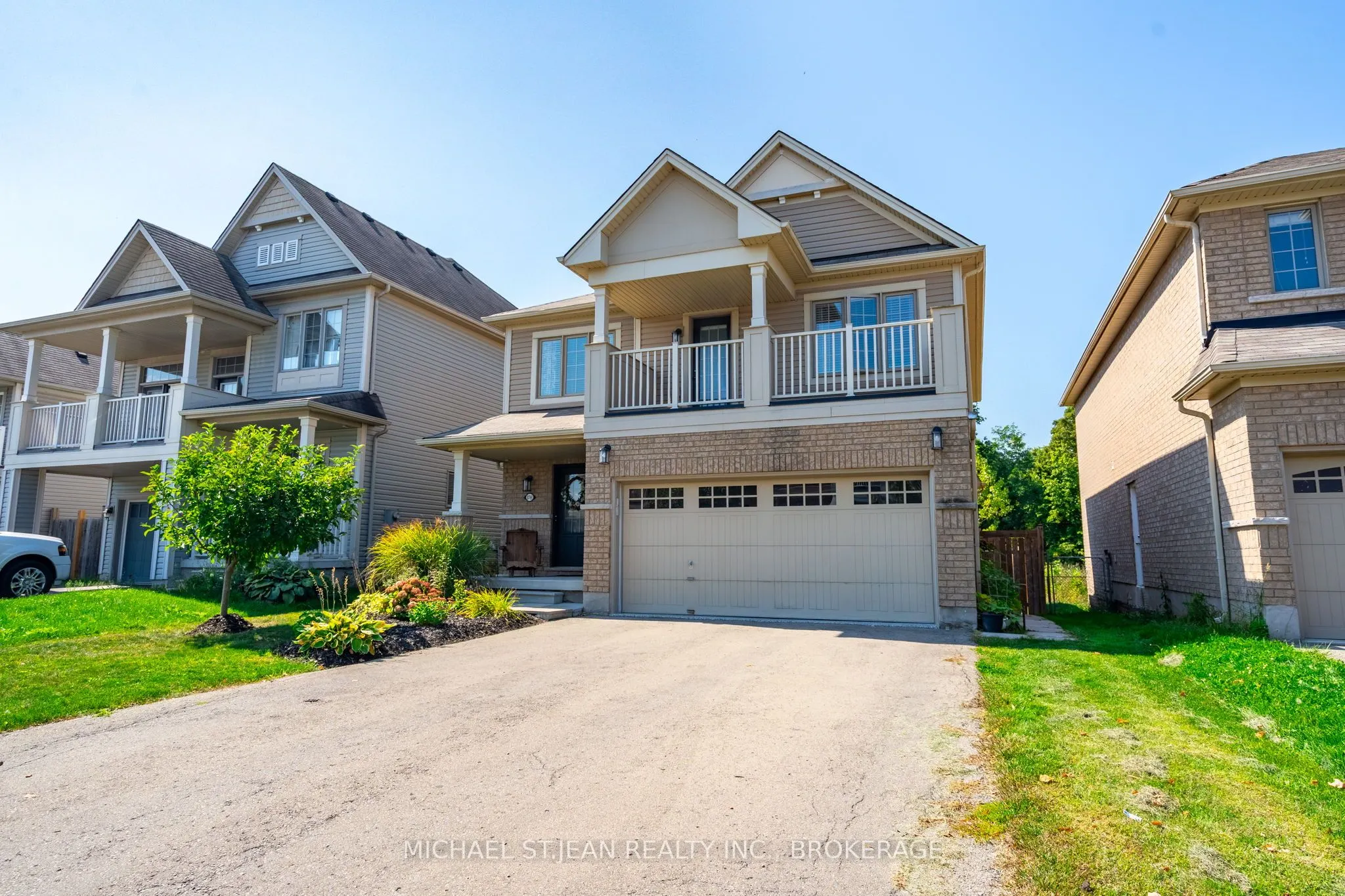 8769 Dogwood Crescent