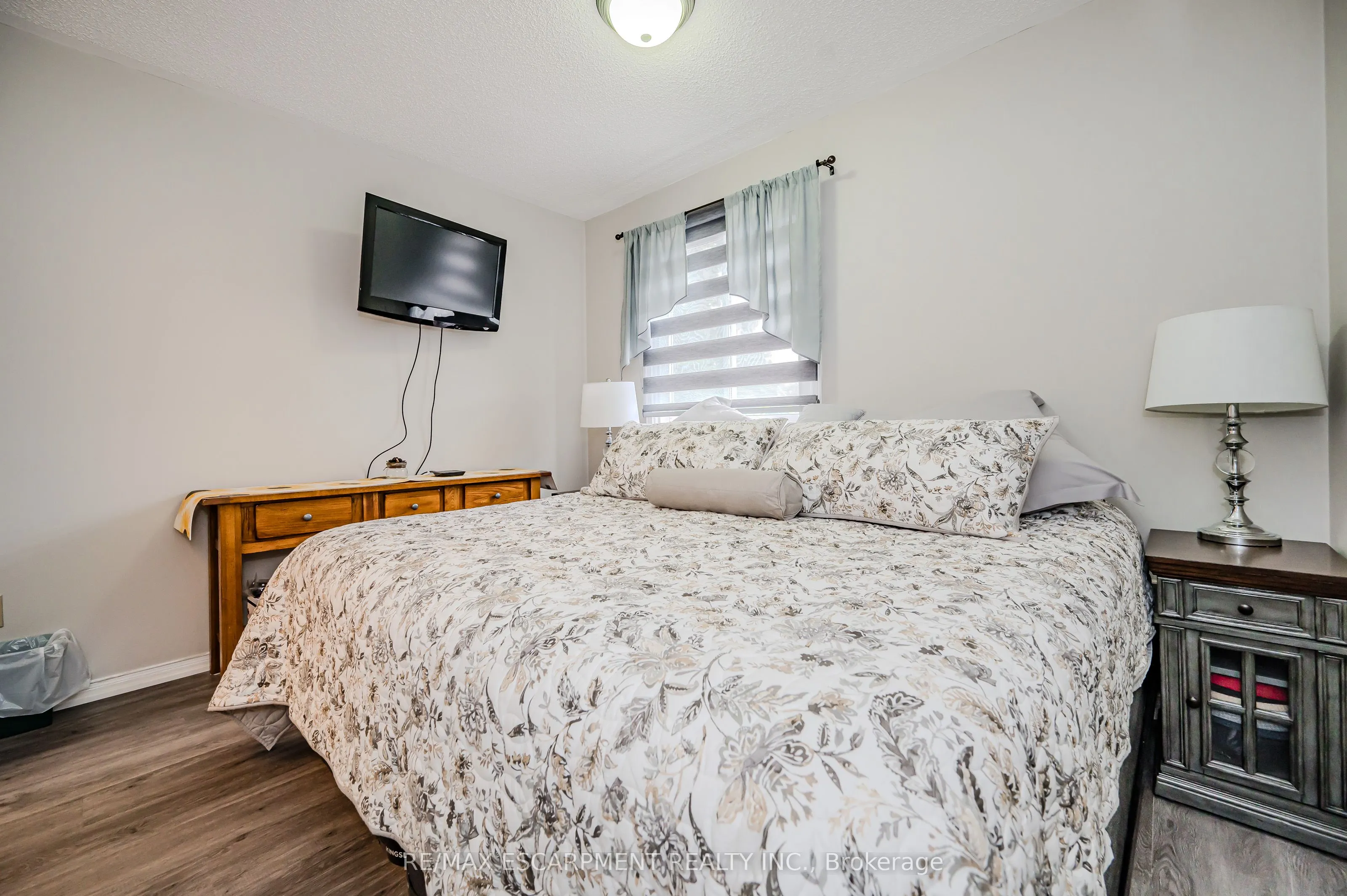 38 Elora Drive, #21