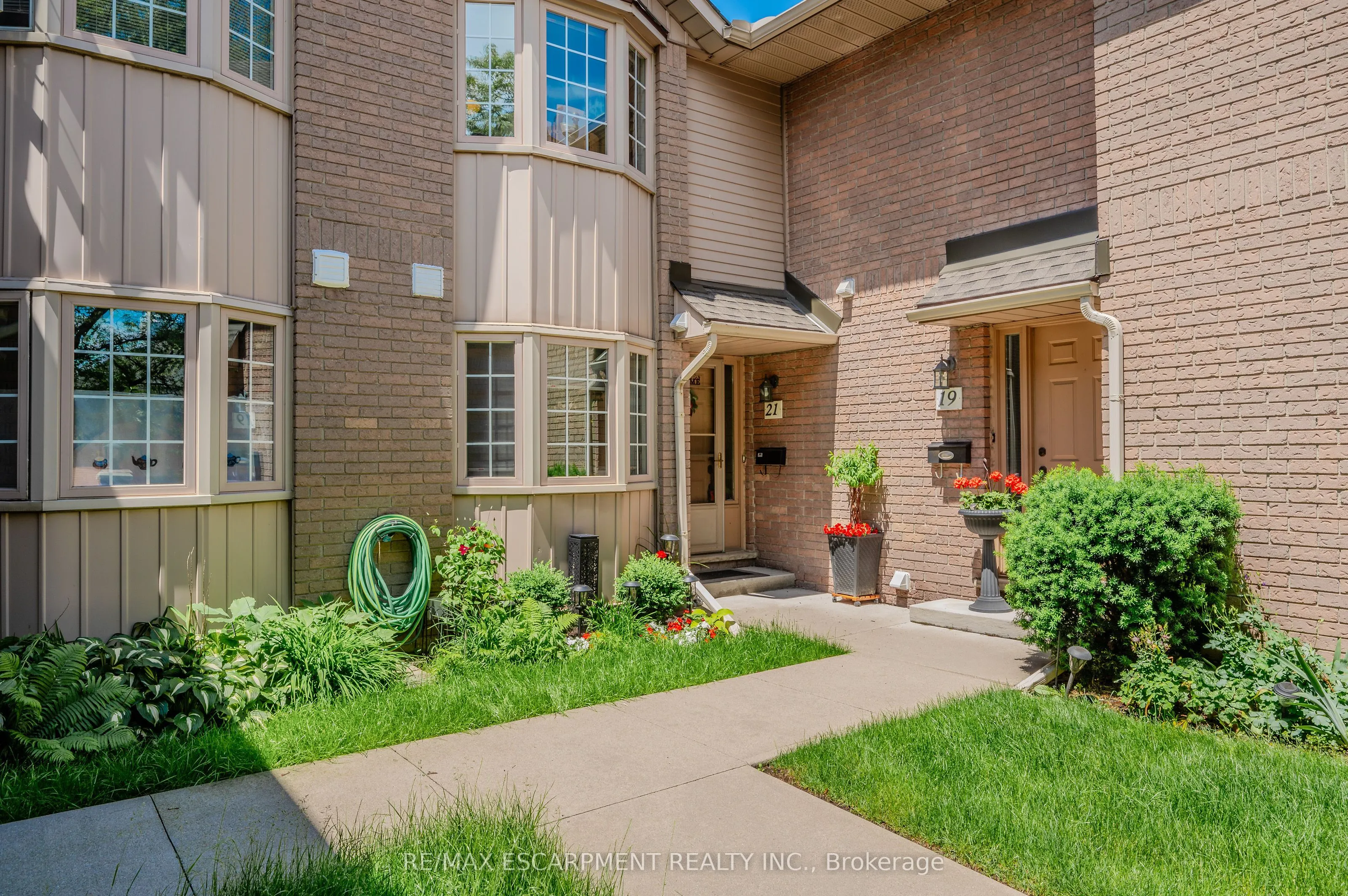 38 Elora Drive, #21
