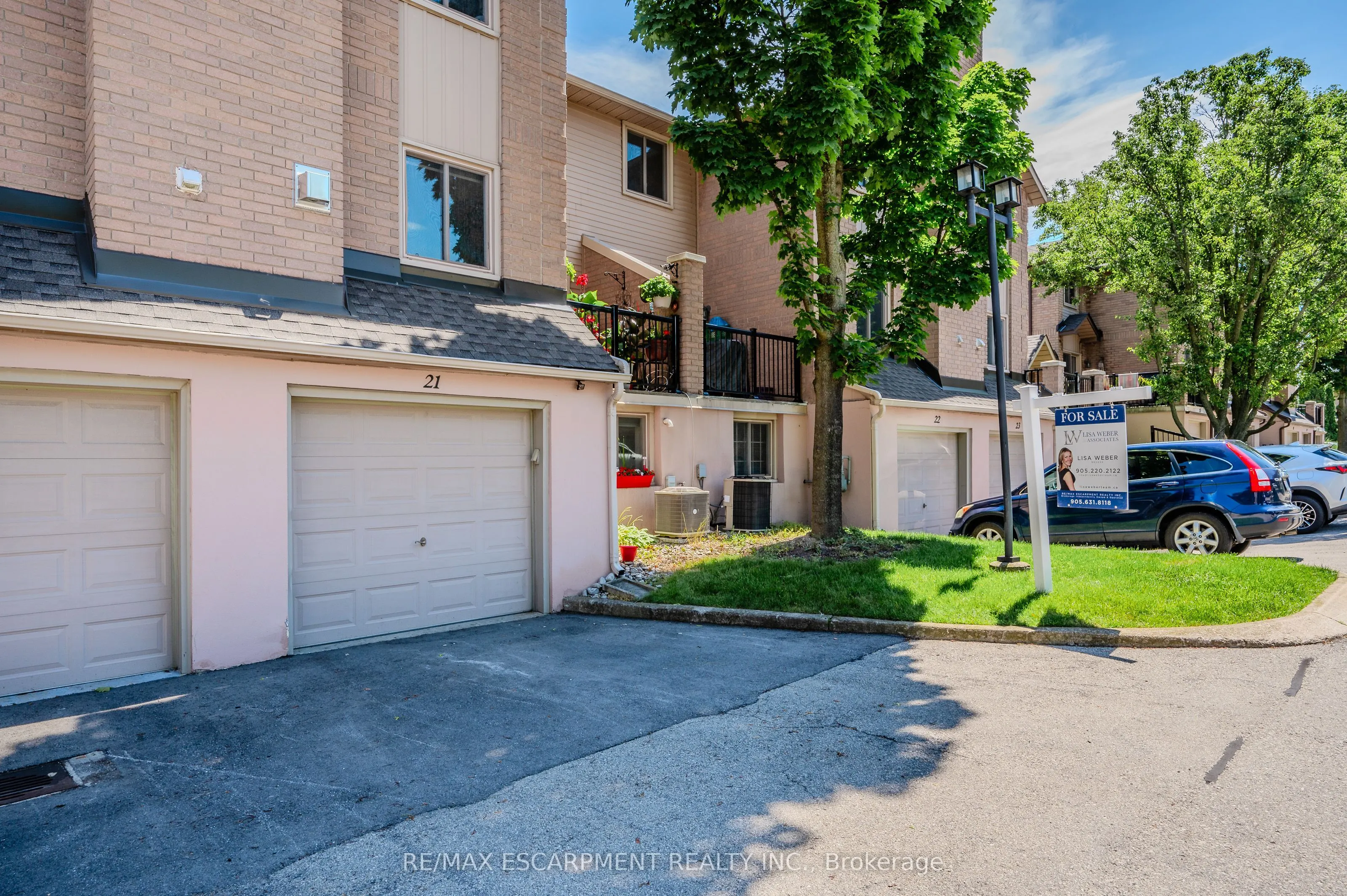 38 Elora Drive, #21
