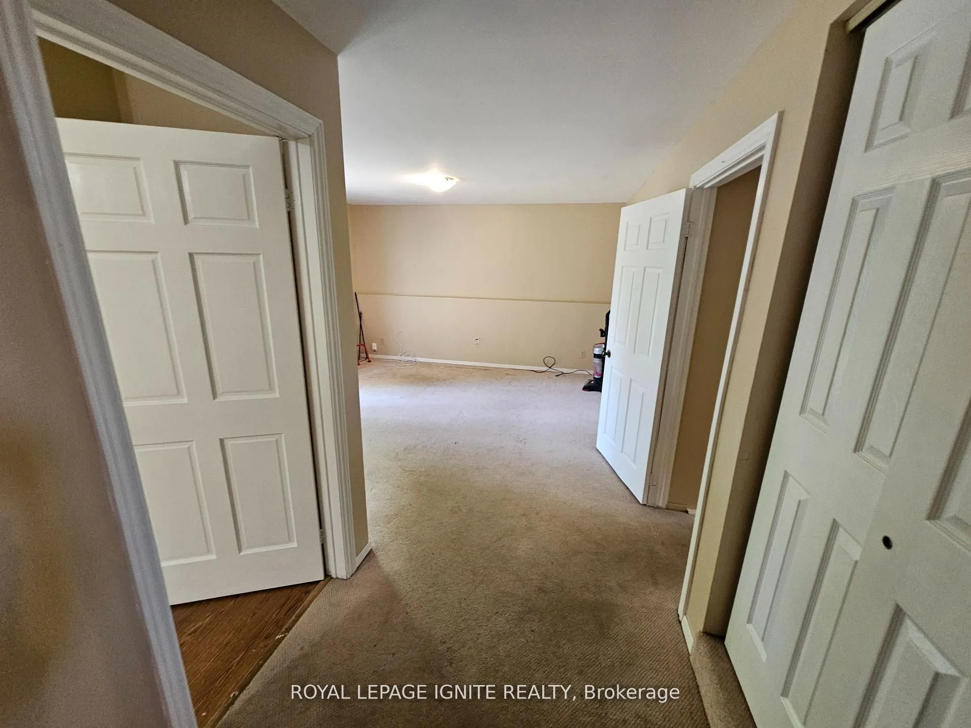 253 WOODLAND Drive N