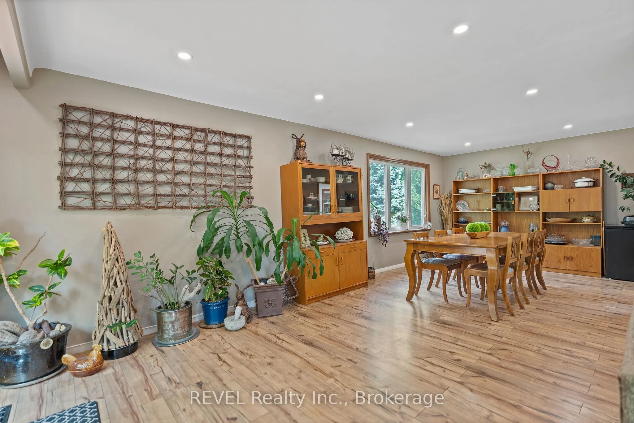 10 Woodington Crescent