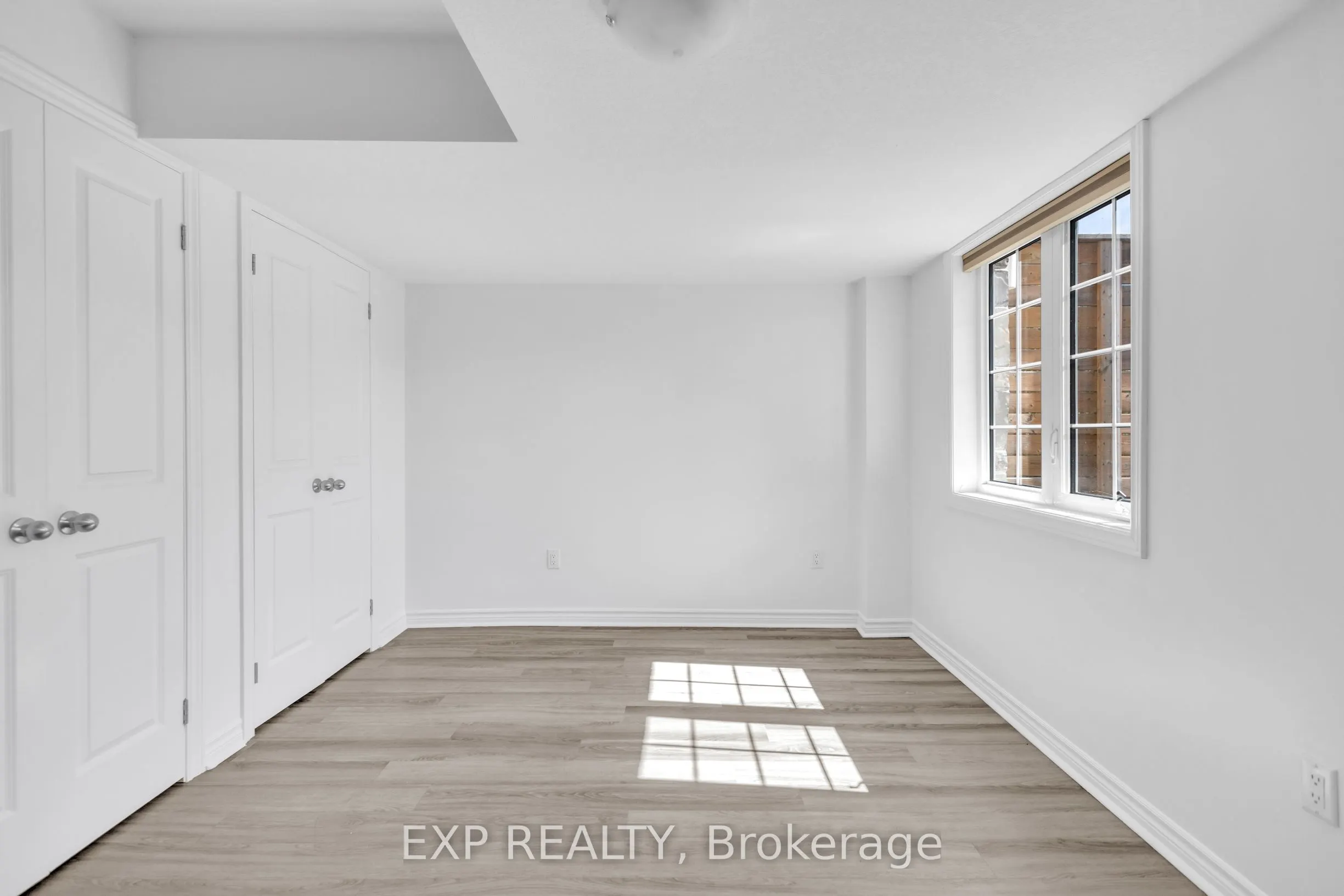 5 CITYVIEW Drive S, #103